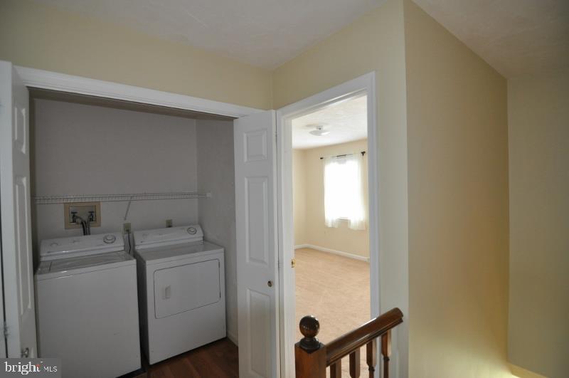 SPRINGETTS OAKS - Residential