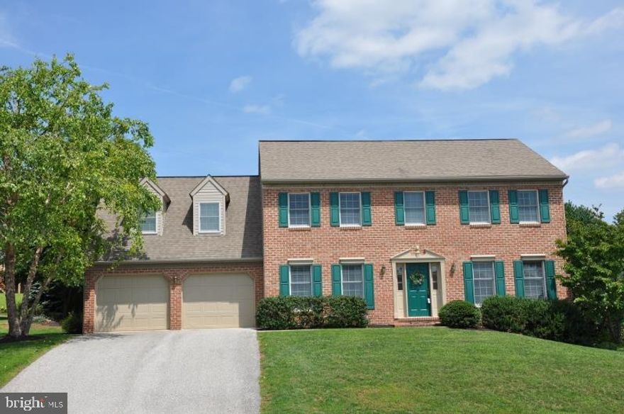 Outstanding 2 story in excellent condition-extra large walk-in closet-10x10 master bath with separate shower & whirlpool tub-large eat-in kitchen with ceramic tile floor-Beautiful private, landscaped yard with stone wall. Great location with easy access to Rte 30 & Rte 83.