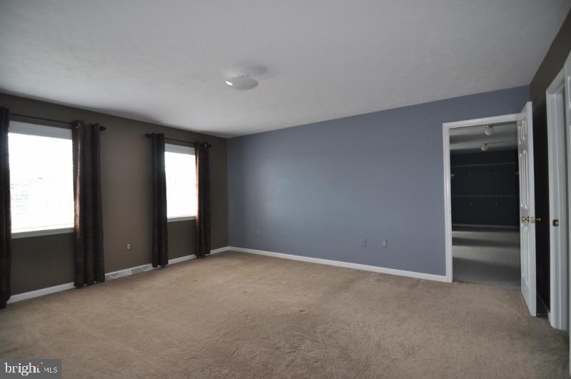 SPRINGETTS OAKS - Residential