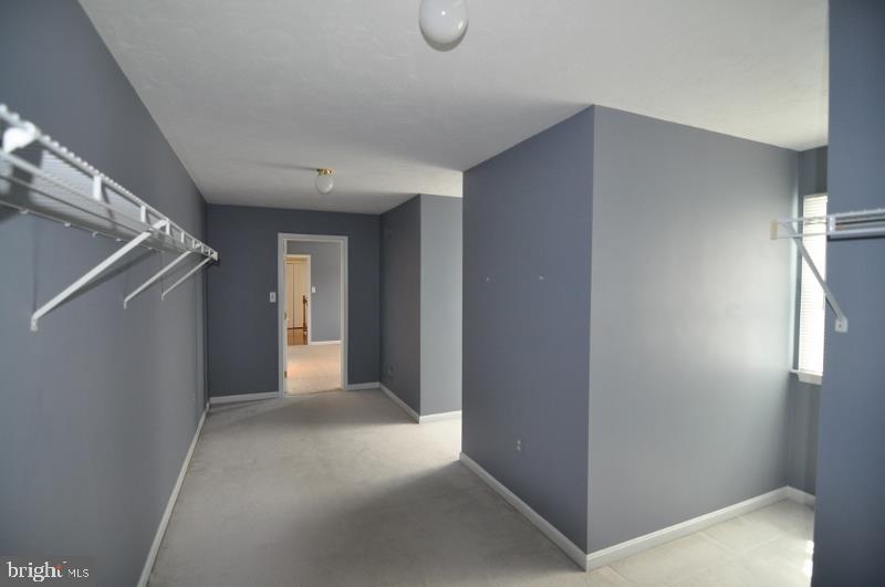 SPRINGETTS OAKS - Residential