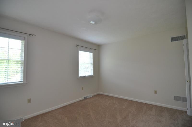 SPRINGETTS OAKS - Residential