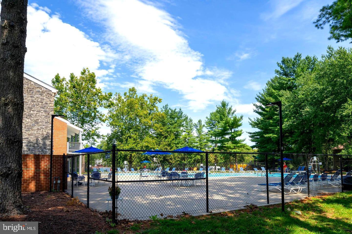 FARMINGDALE - Residential Lease