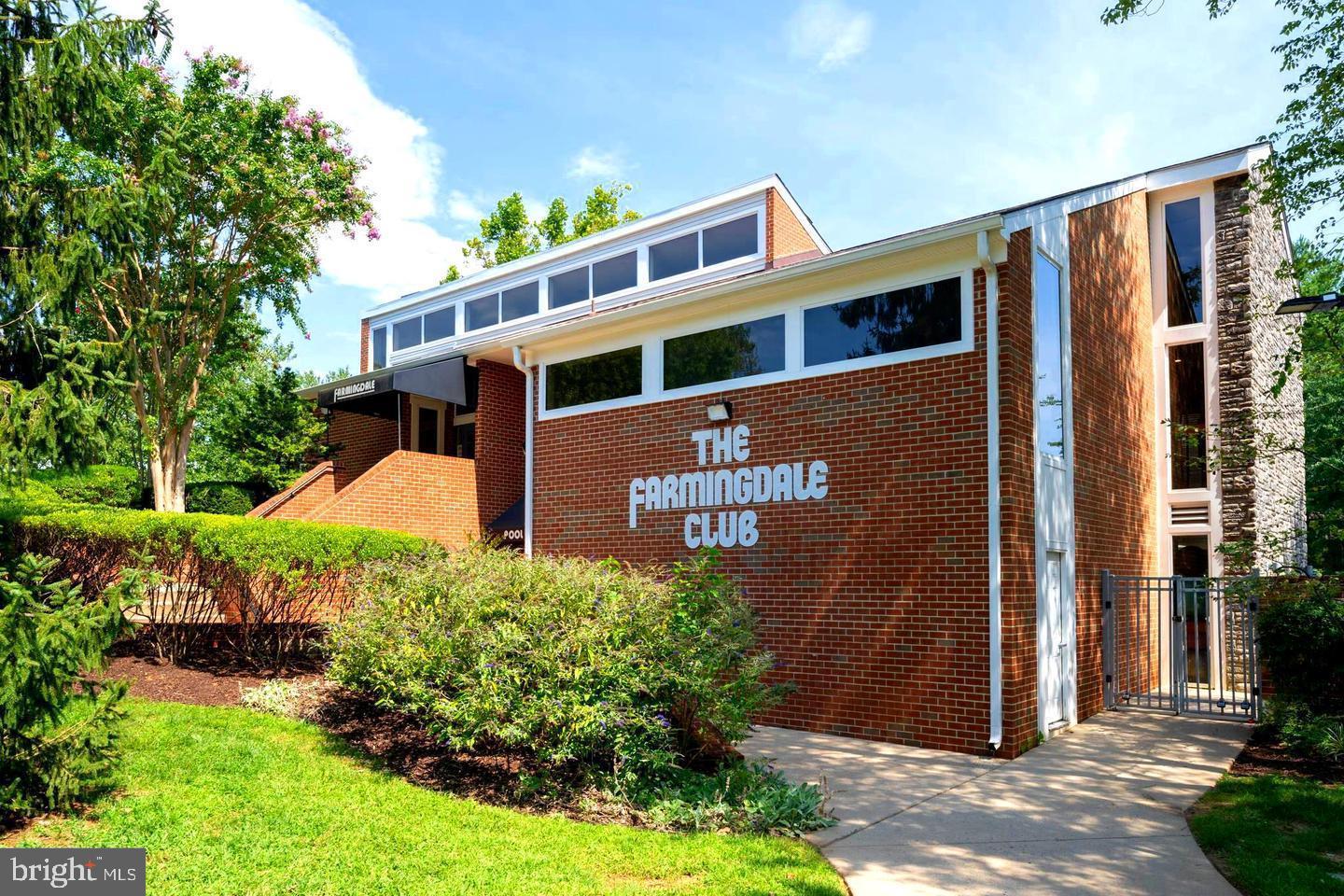 FARMINGDALE - Residential Lease