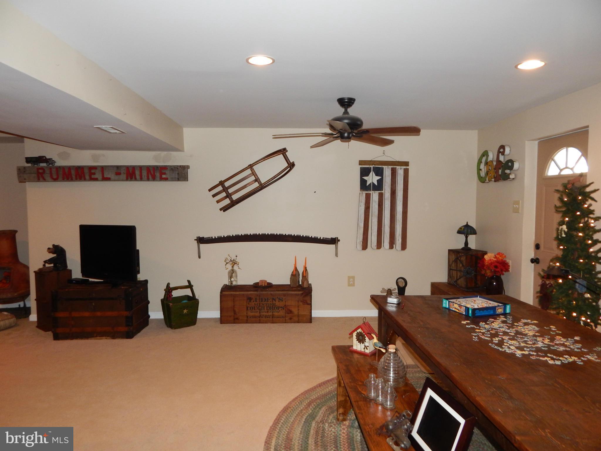 PLEASANT VALLEY - Residential