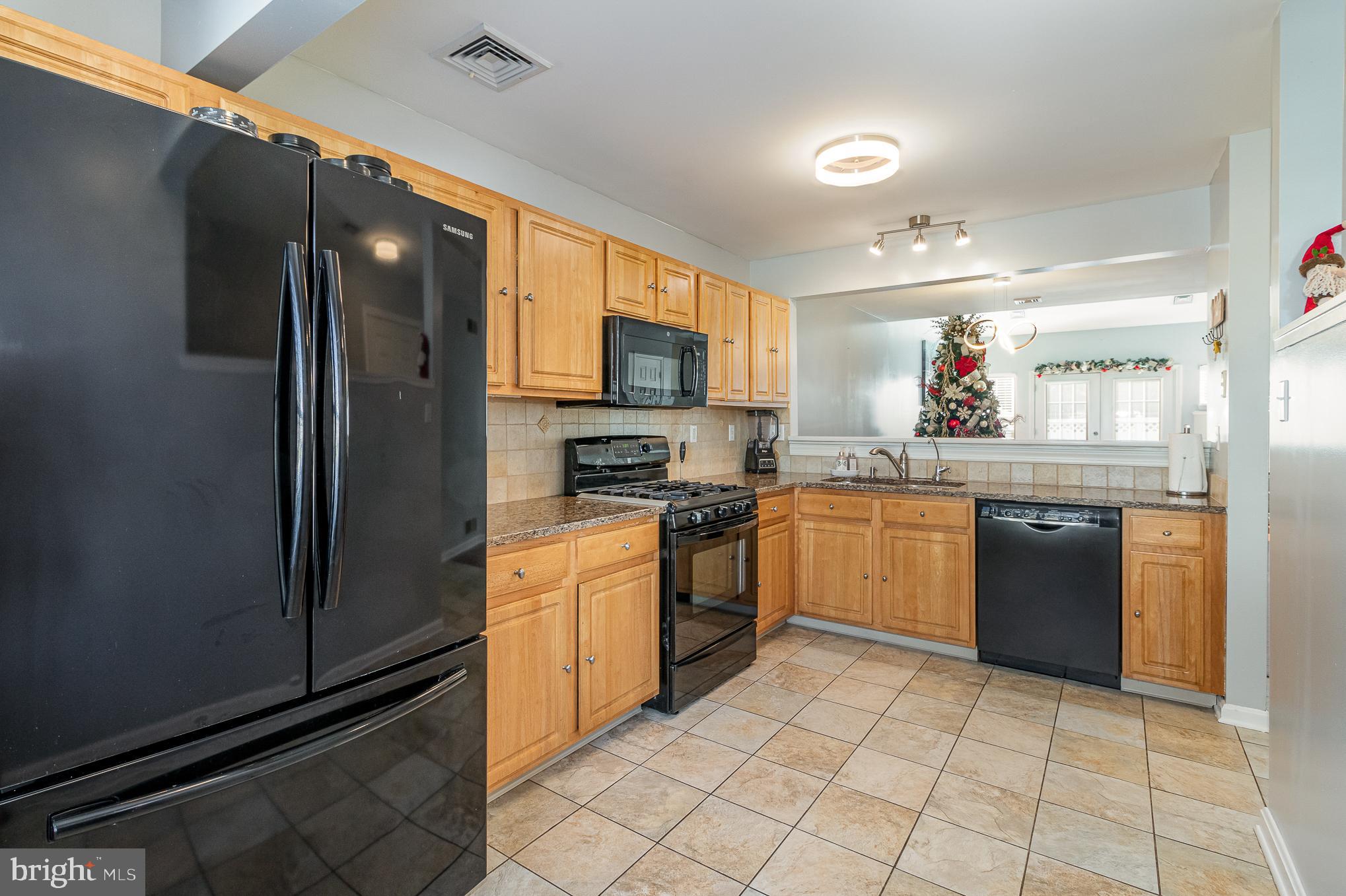 TOWNES AT SPRINGFORD - Residential