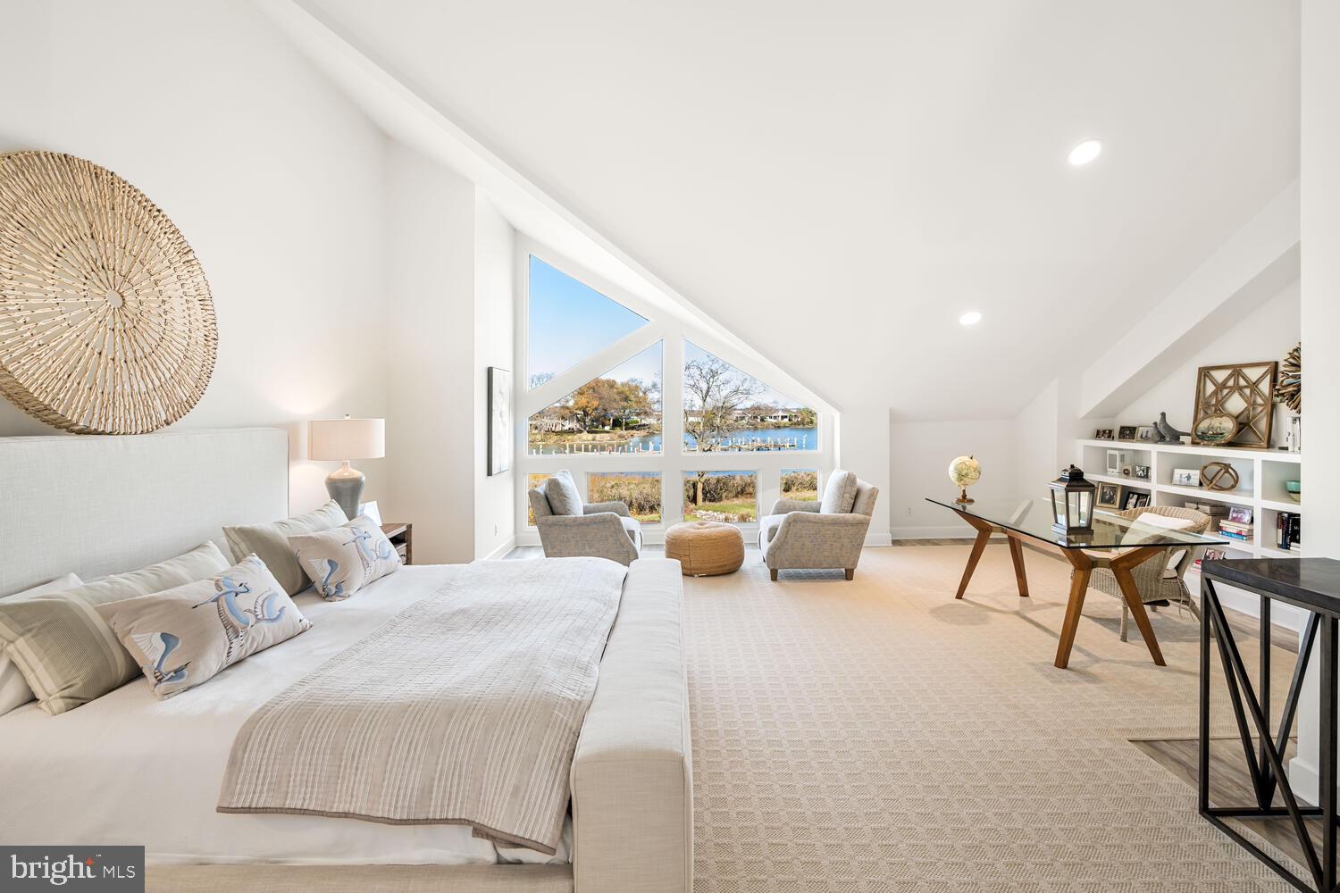 HAMBLETON COVE - Residential