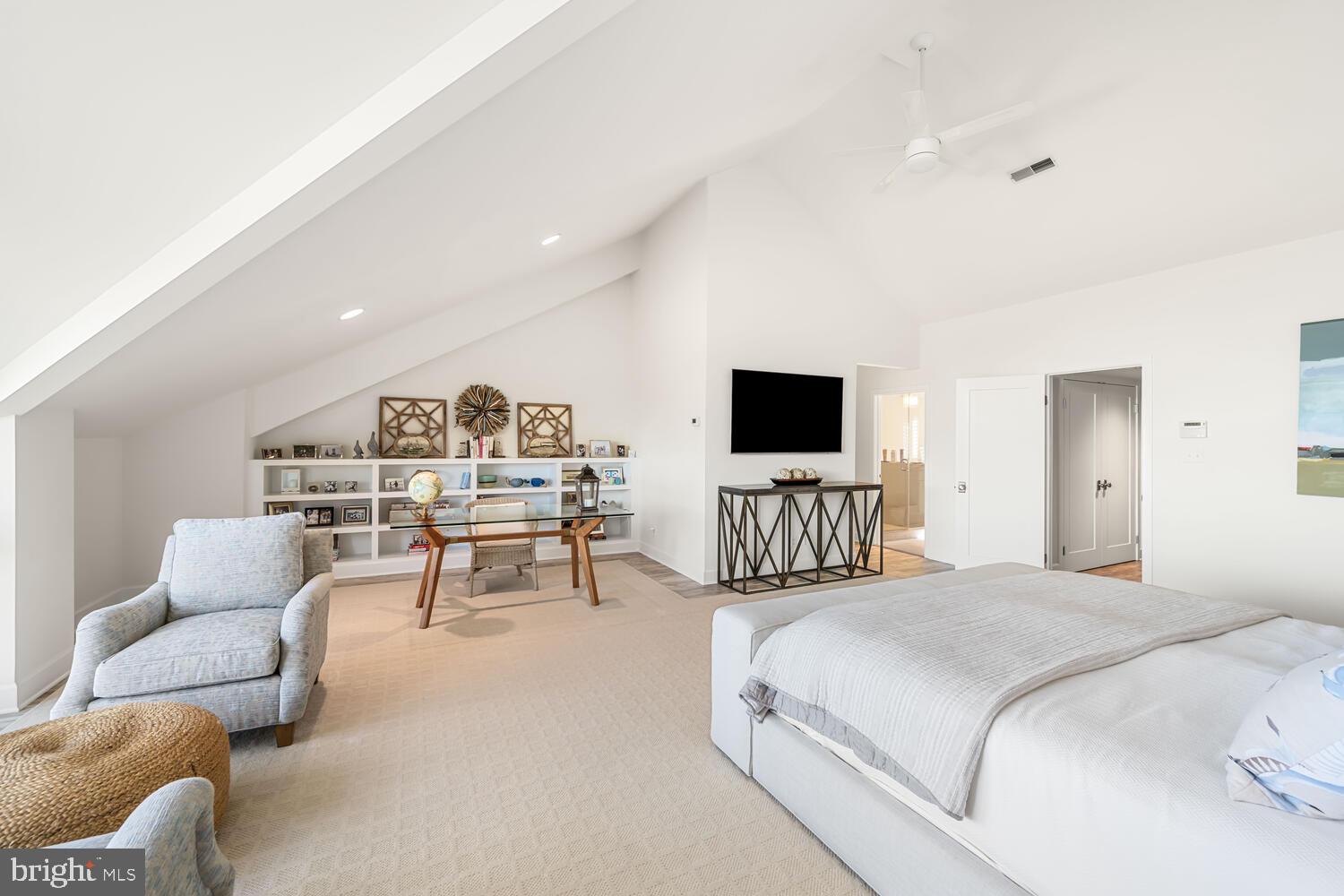 HAMBLETON COVE - Residential