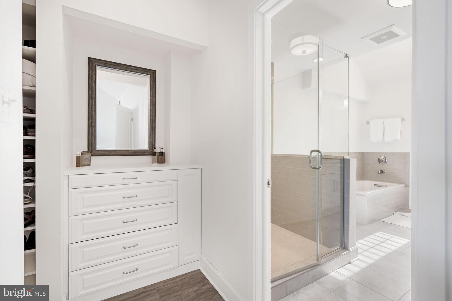 HAMBLETON COVE - Residential