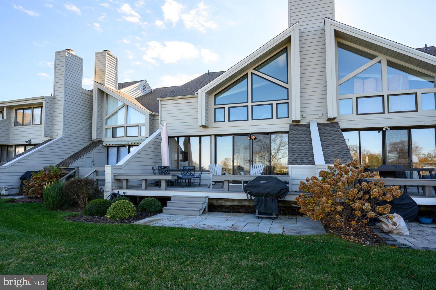 HAMBLETON COVE - Residential