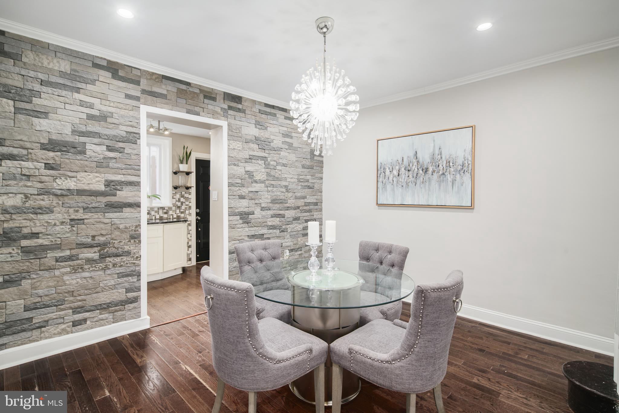 OLDE KENSINGTON - Residential Lease