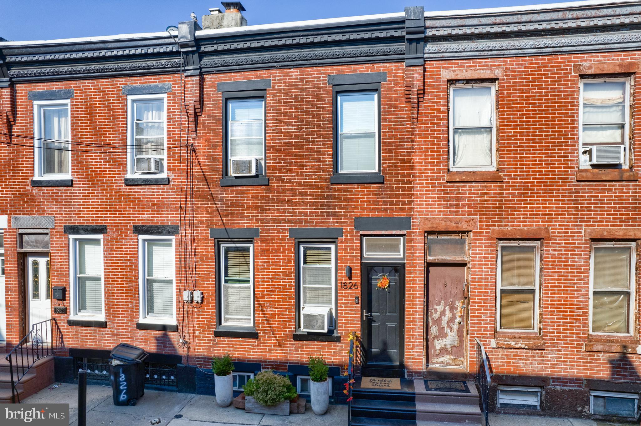 OLDE KENSINGTON - Residential Lease