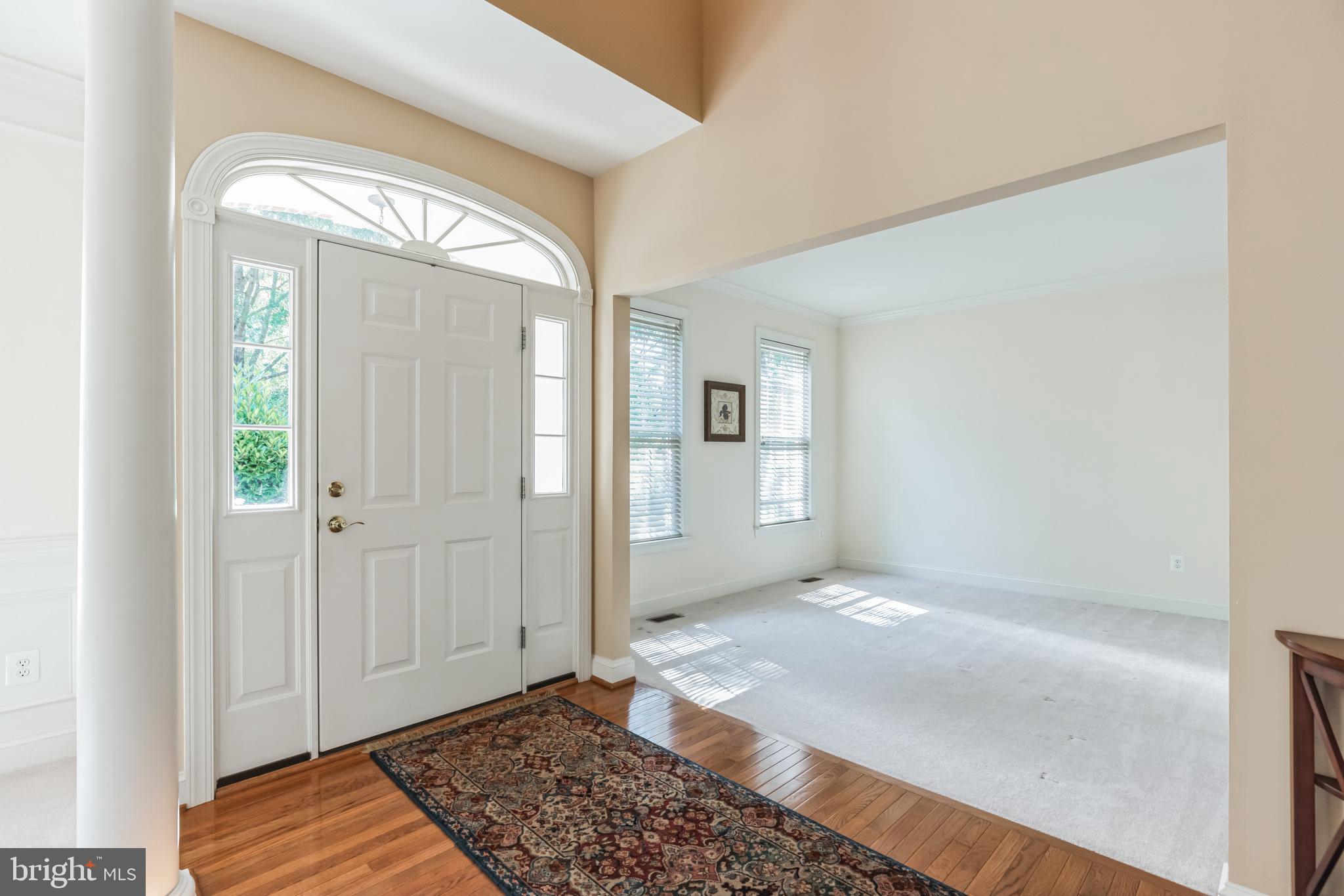 WHISPERING WOODS - Residential