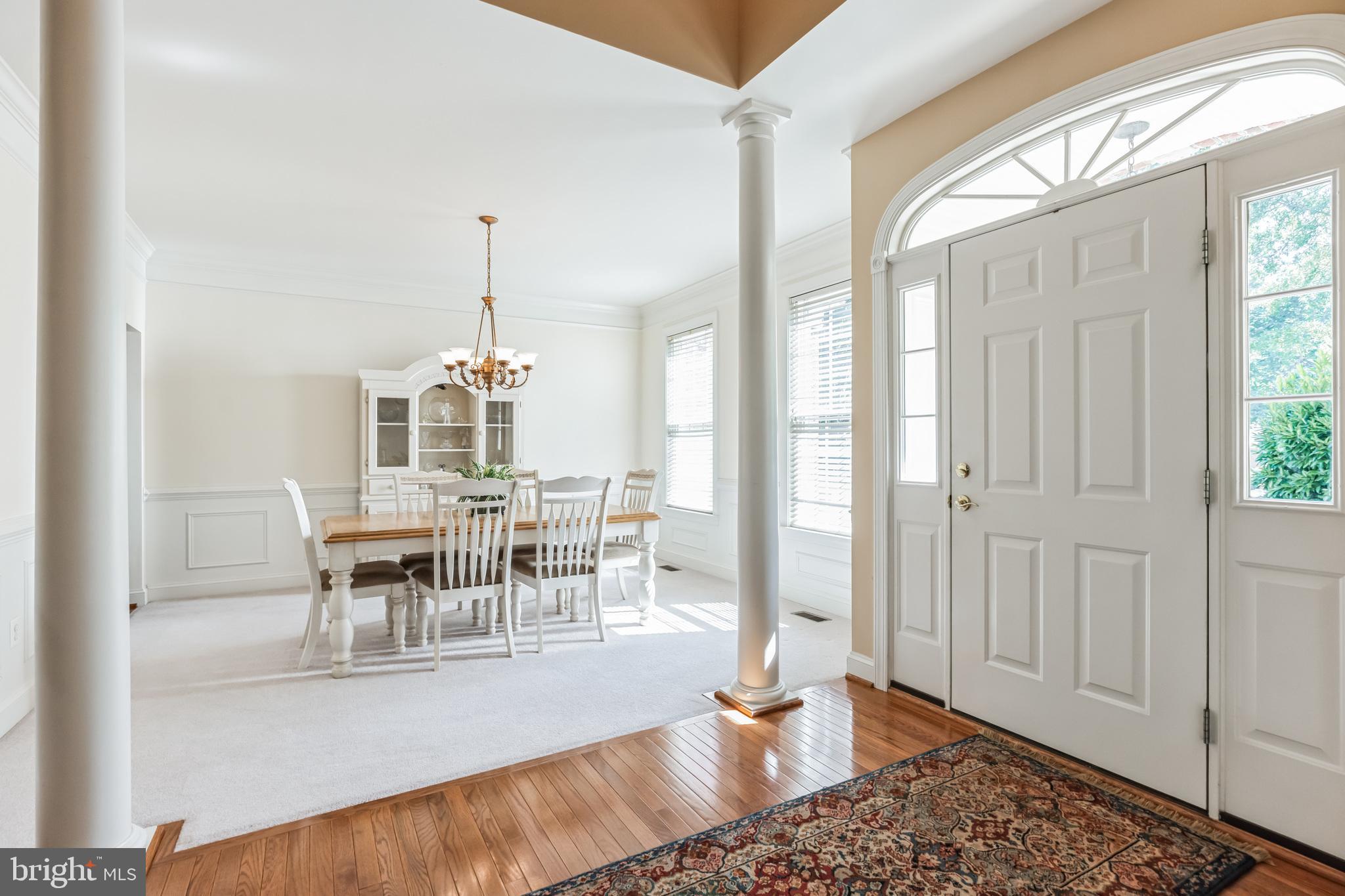 WHISPERING WOODS - Residential