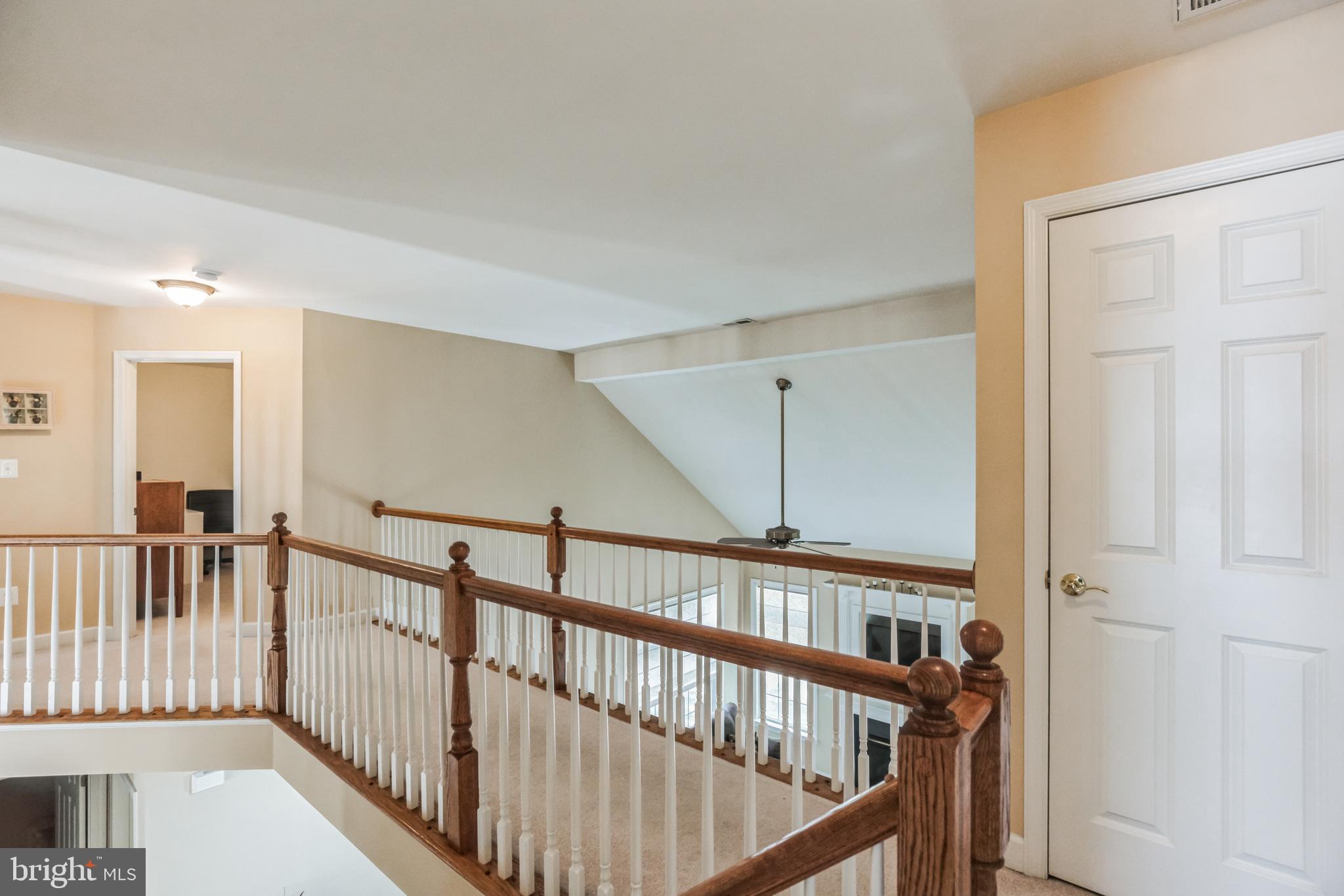 WHISPERING WOODS - Residential