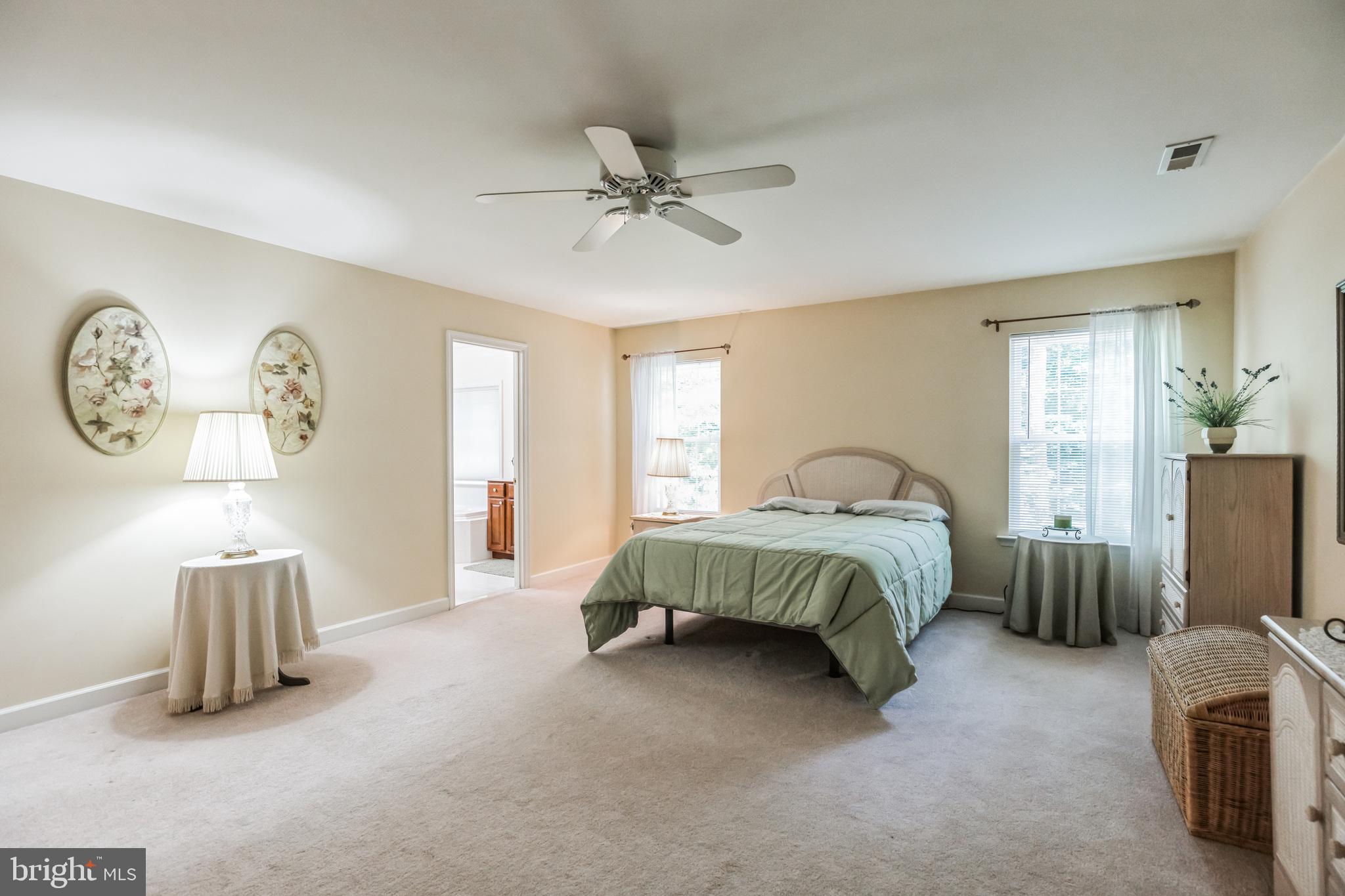 WHISPERING WOODS - Residential