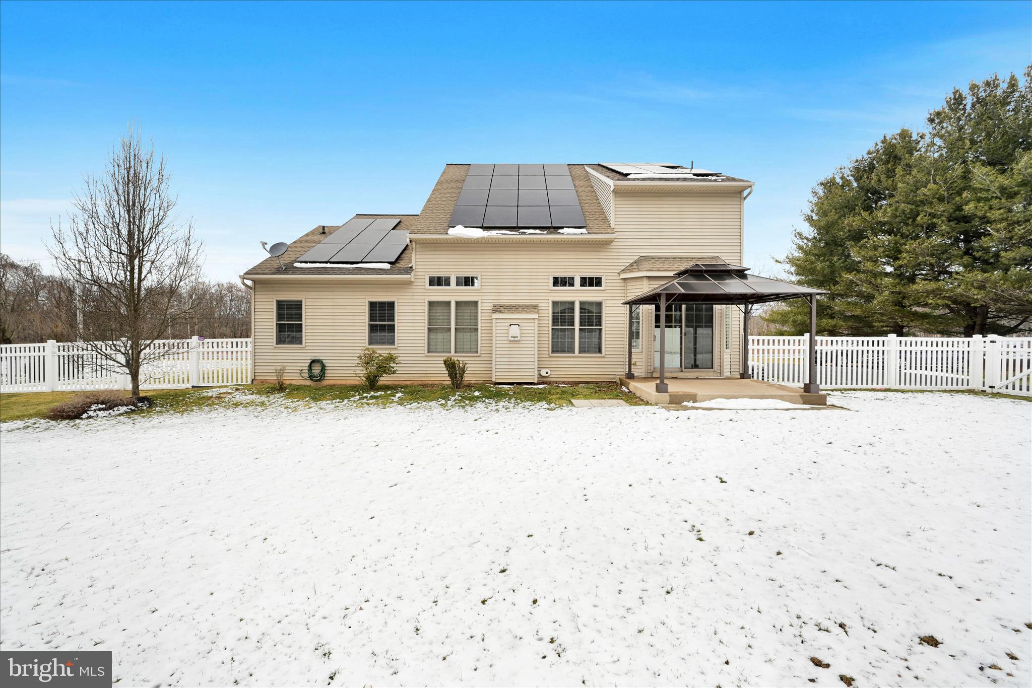 FALCON RIDGE - Residential