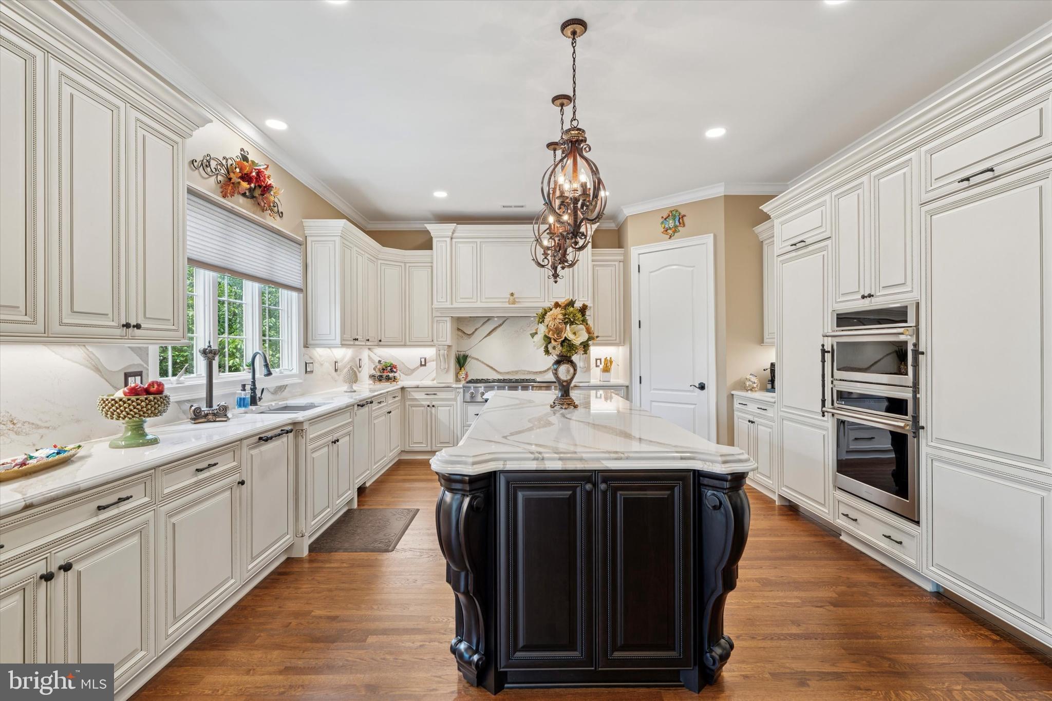 RIVERCREST - Residential