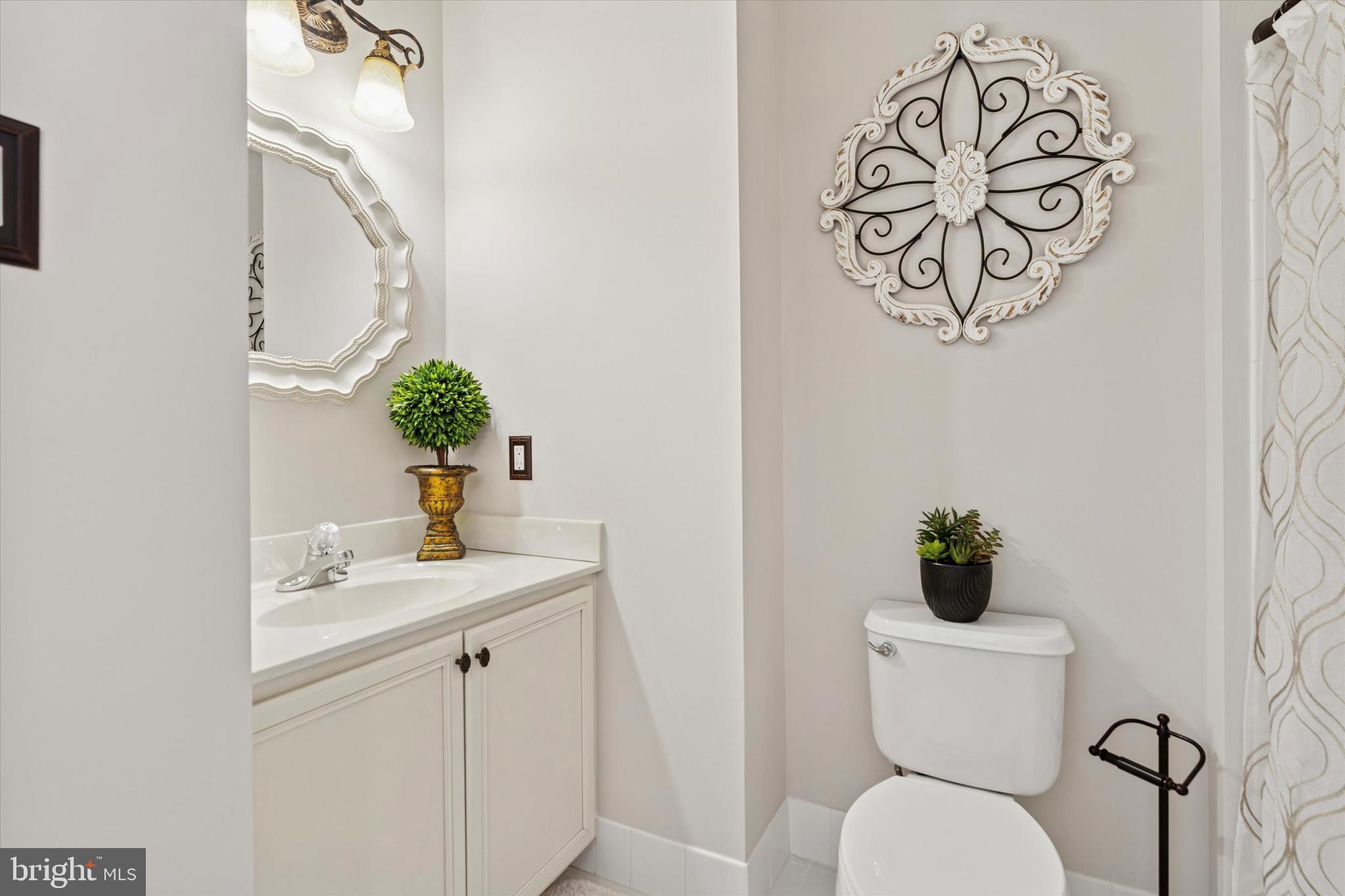 RIVERCREST - Residential