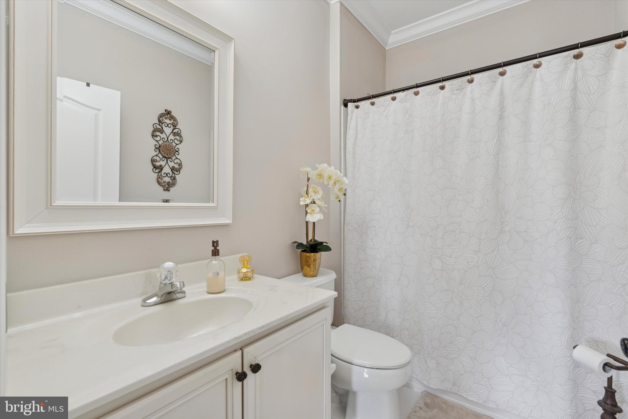 RIVERCREST - Residential