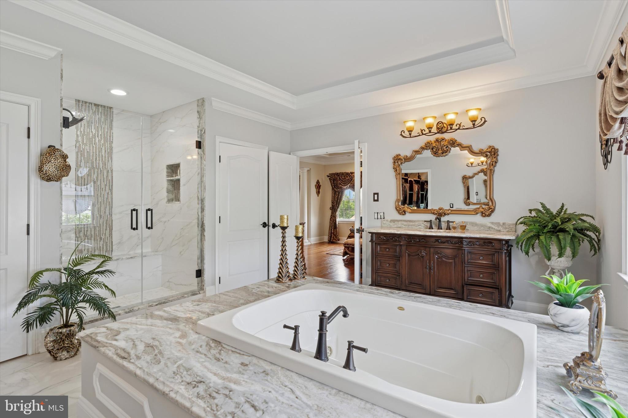 RIVERCREST - Residential