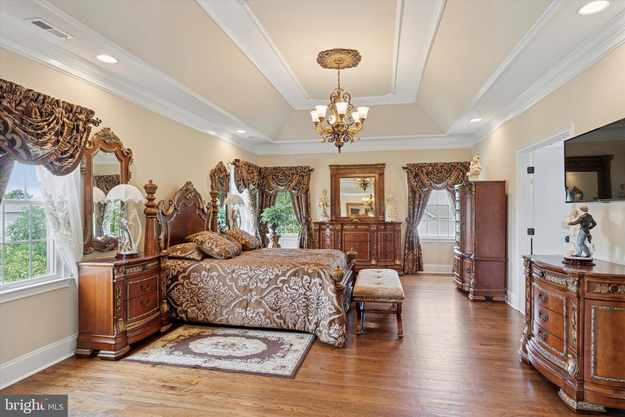 RIVERCREST - Residential