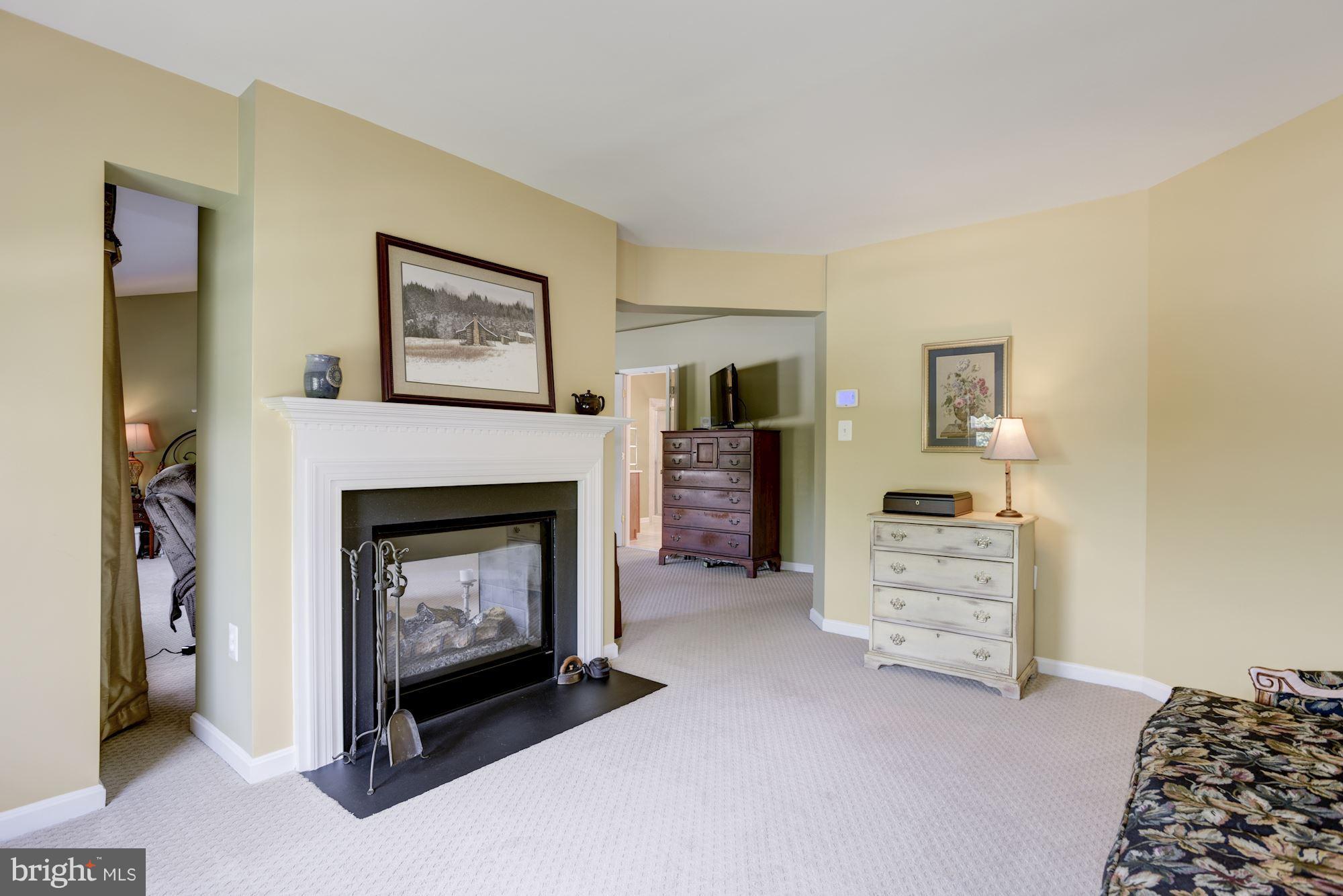 HIRST FARM - Residential