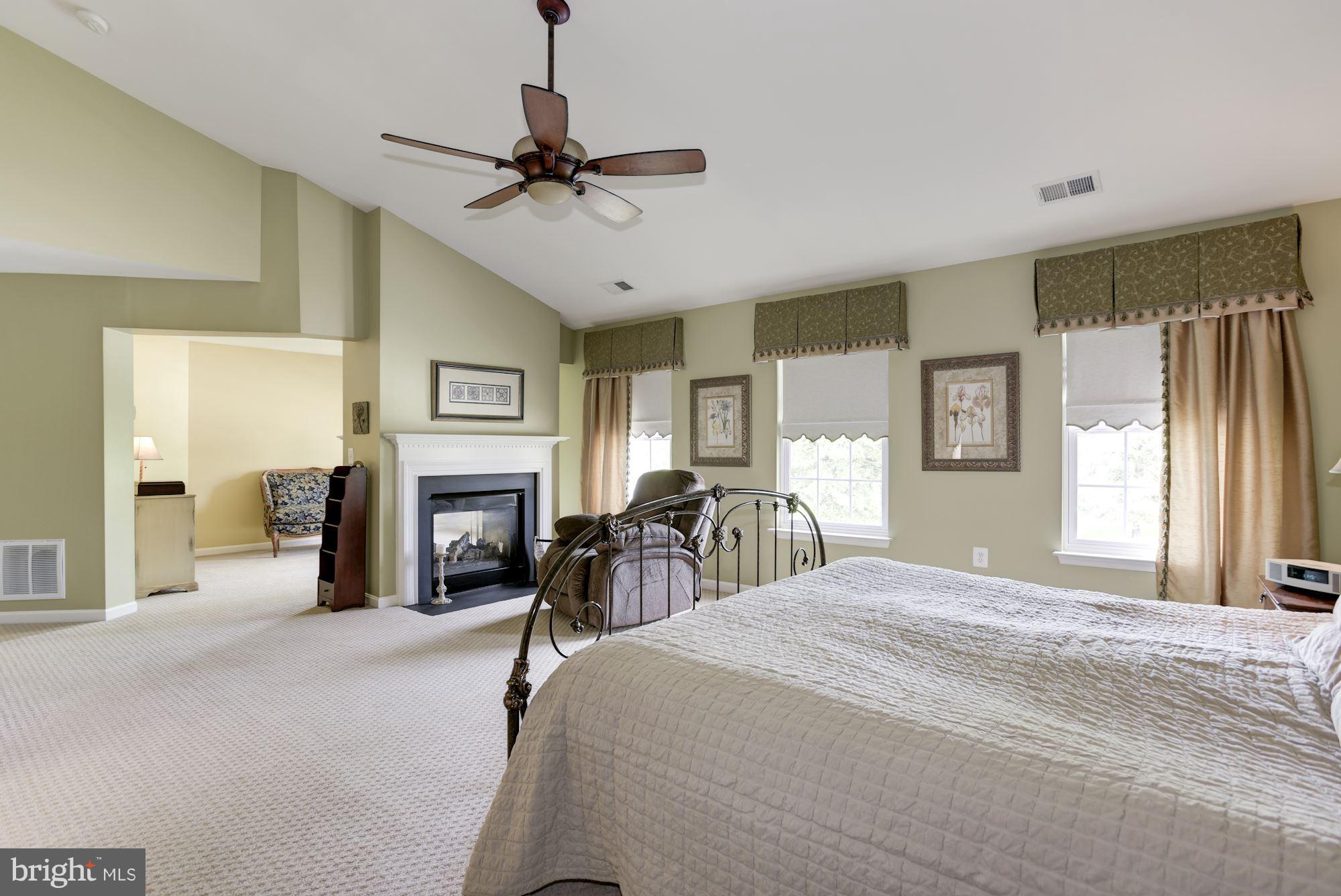 HIRST FARM - Residential