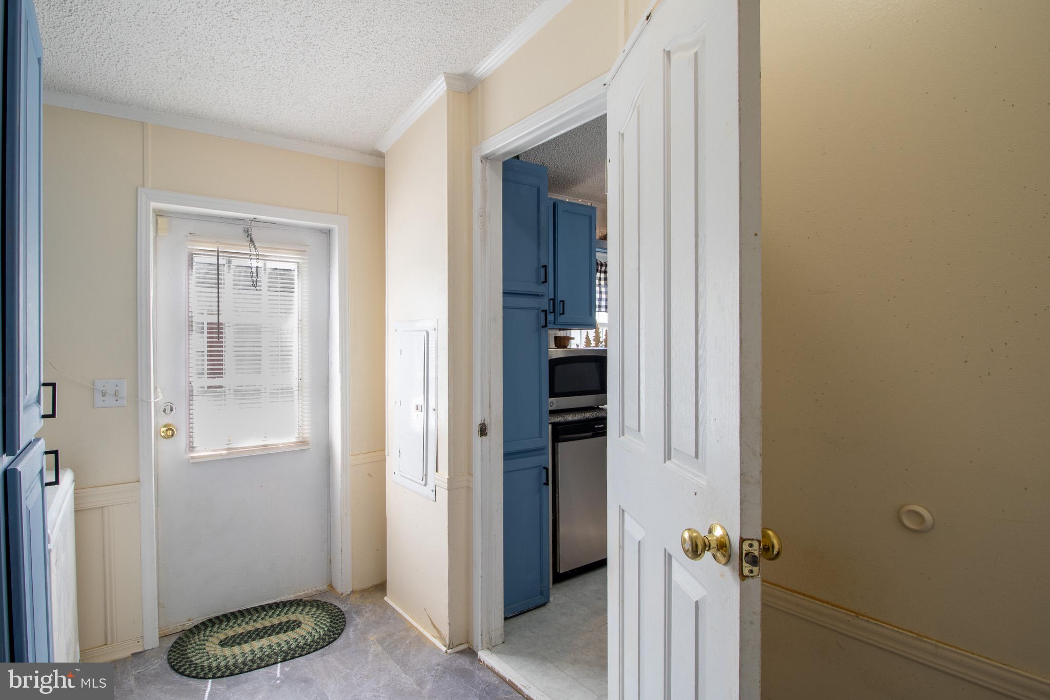 ROYAL CREST ESTATES - Residential