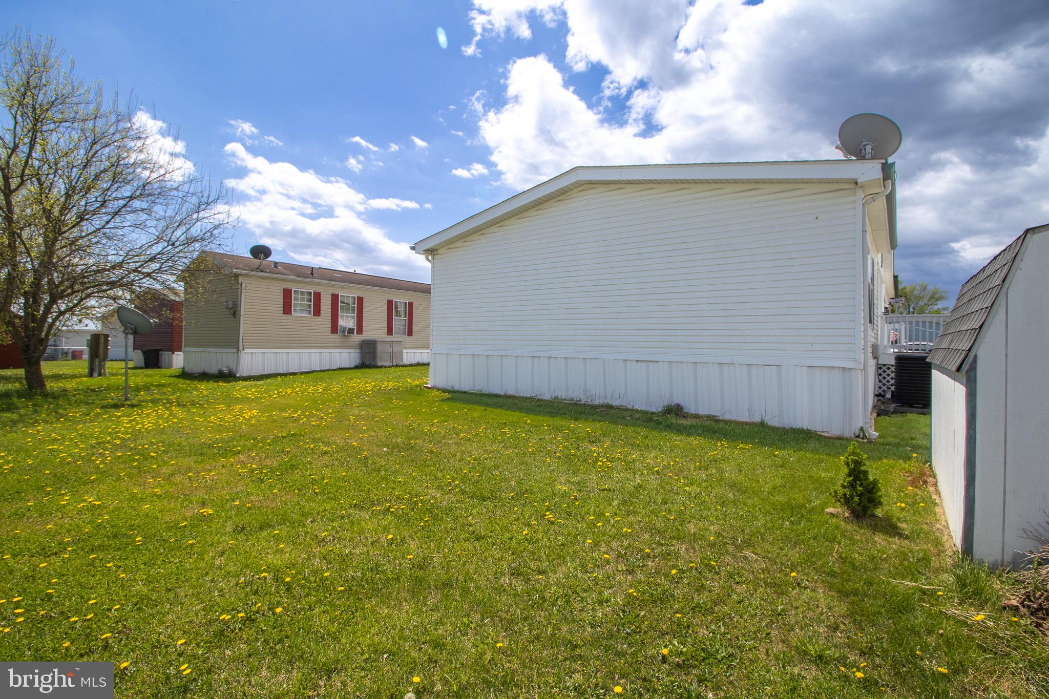 ROYAL CREST ESTATES - Residential