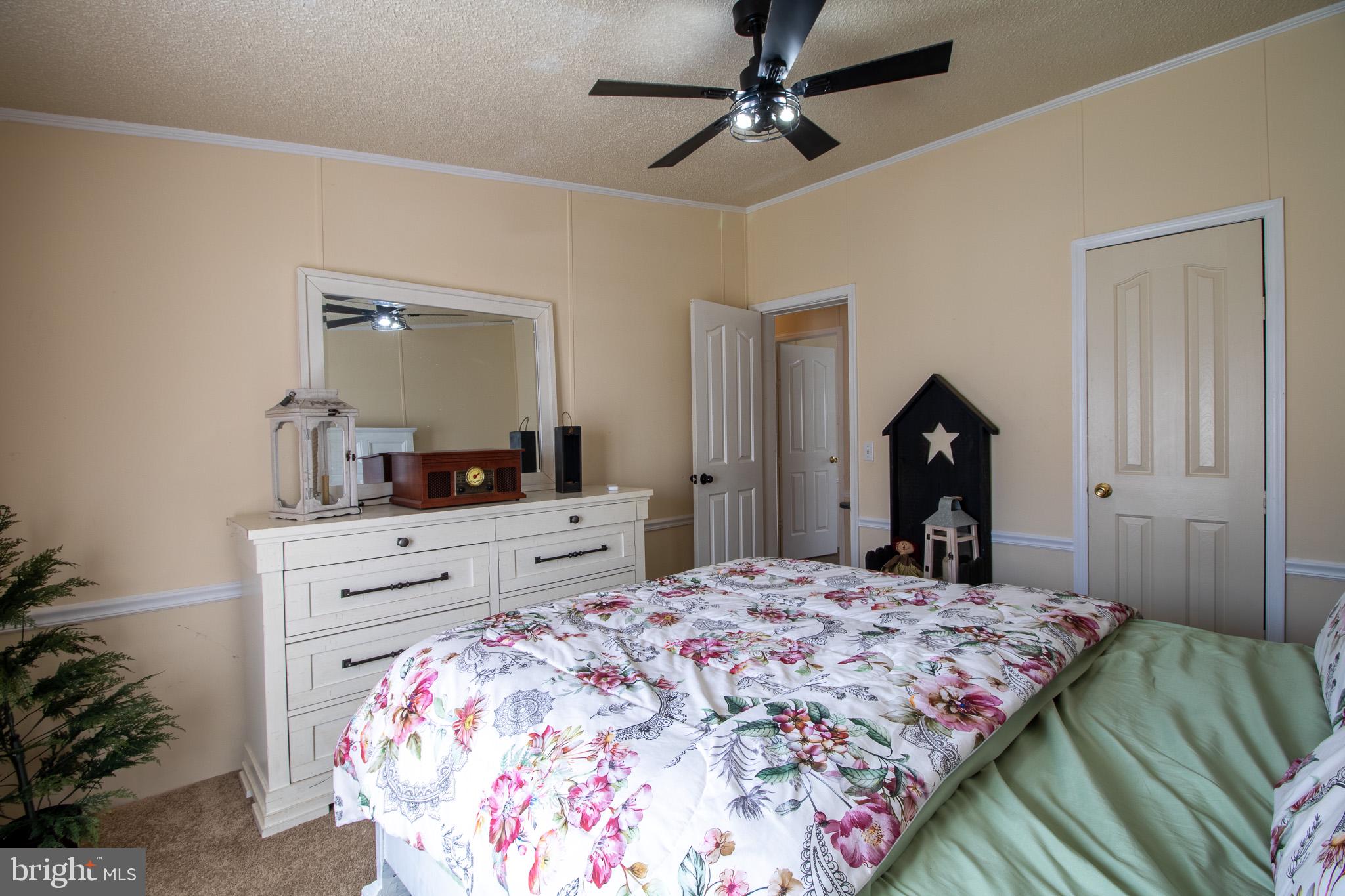 ROYAL CREST ESTATES - Residential