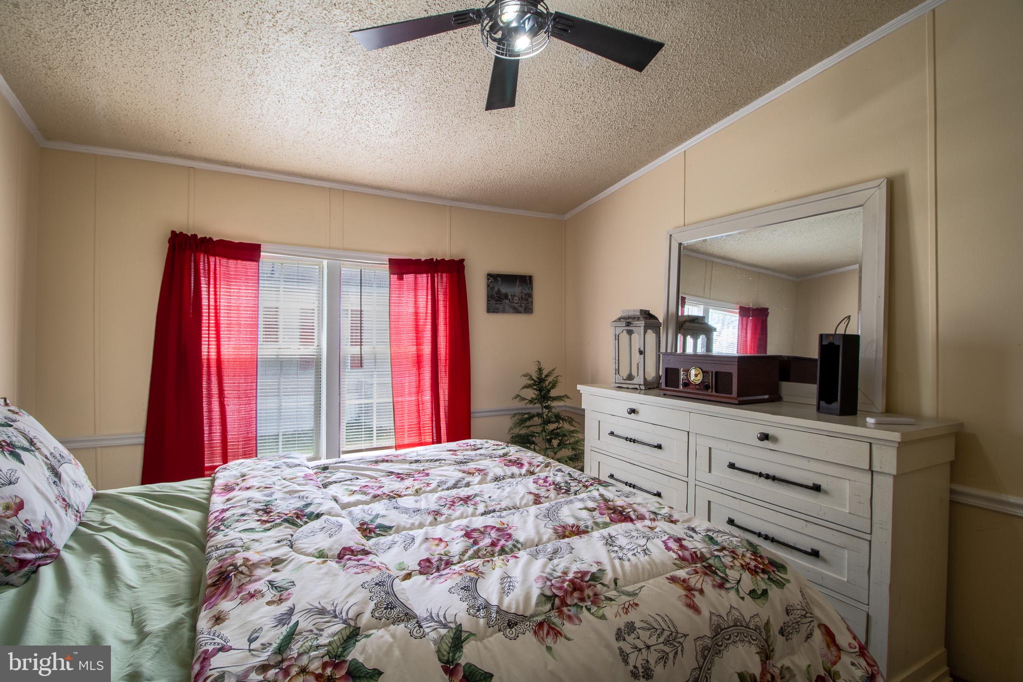 ROYAL CREST ESTATES - Residential