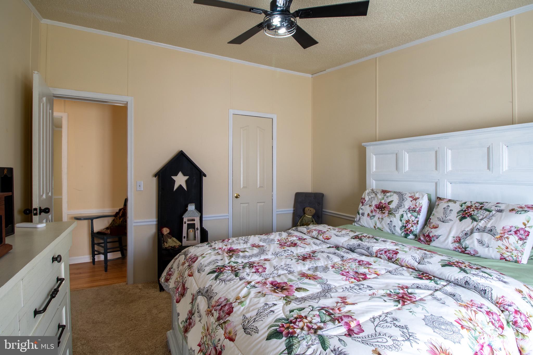 ROYAL CREST ESTATES - Residential