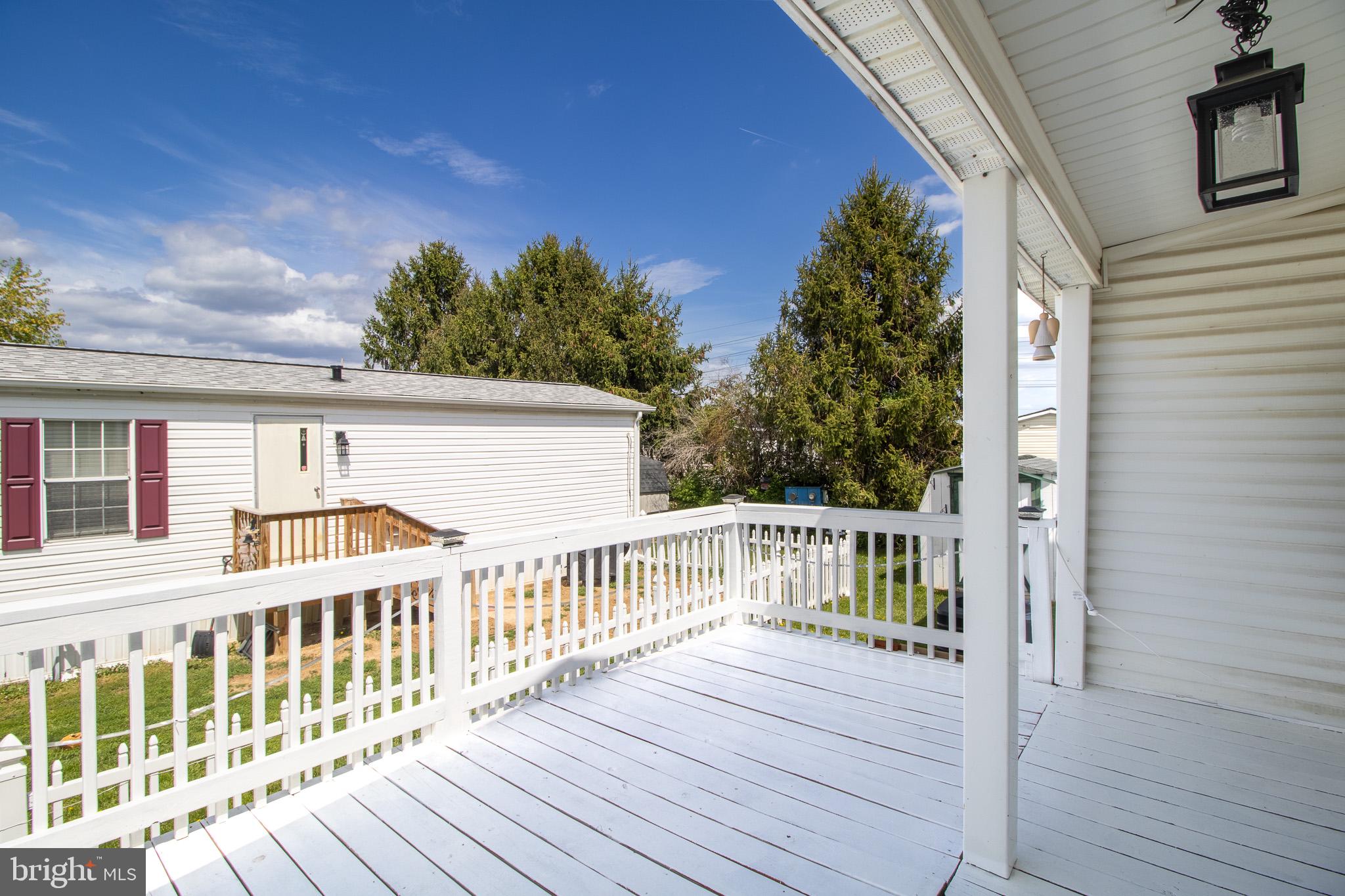 ROYAL CREST ESTATES - Residential