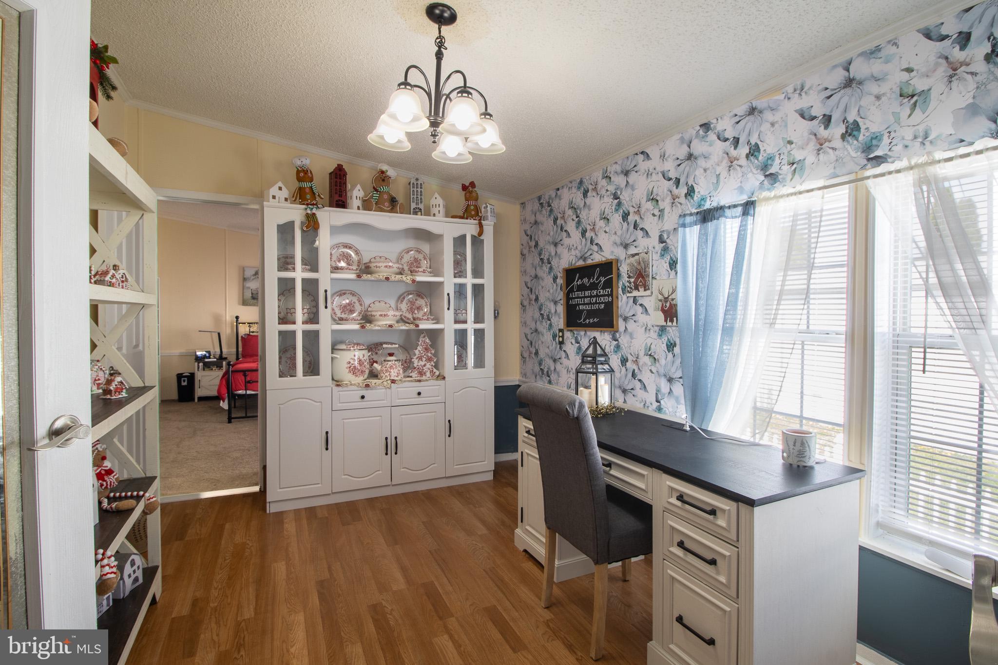 ROYAL CREST ESTATES - Residential