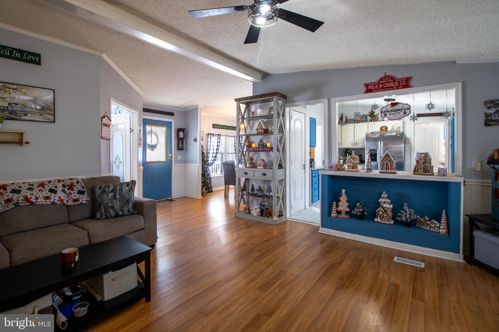 ROYAL CREST ESTATES - Residential