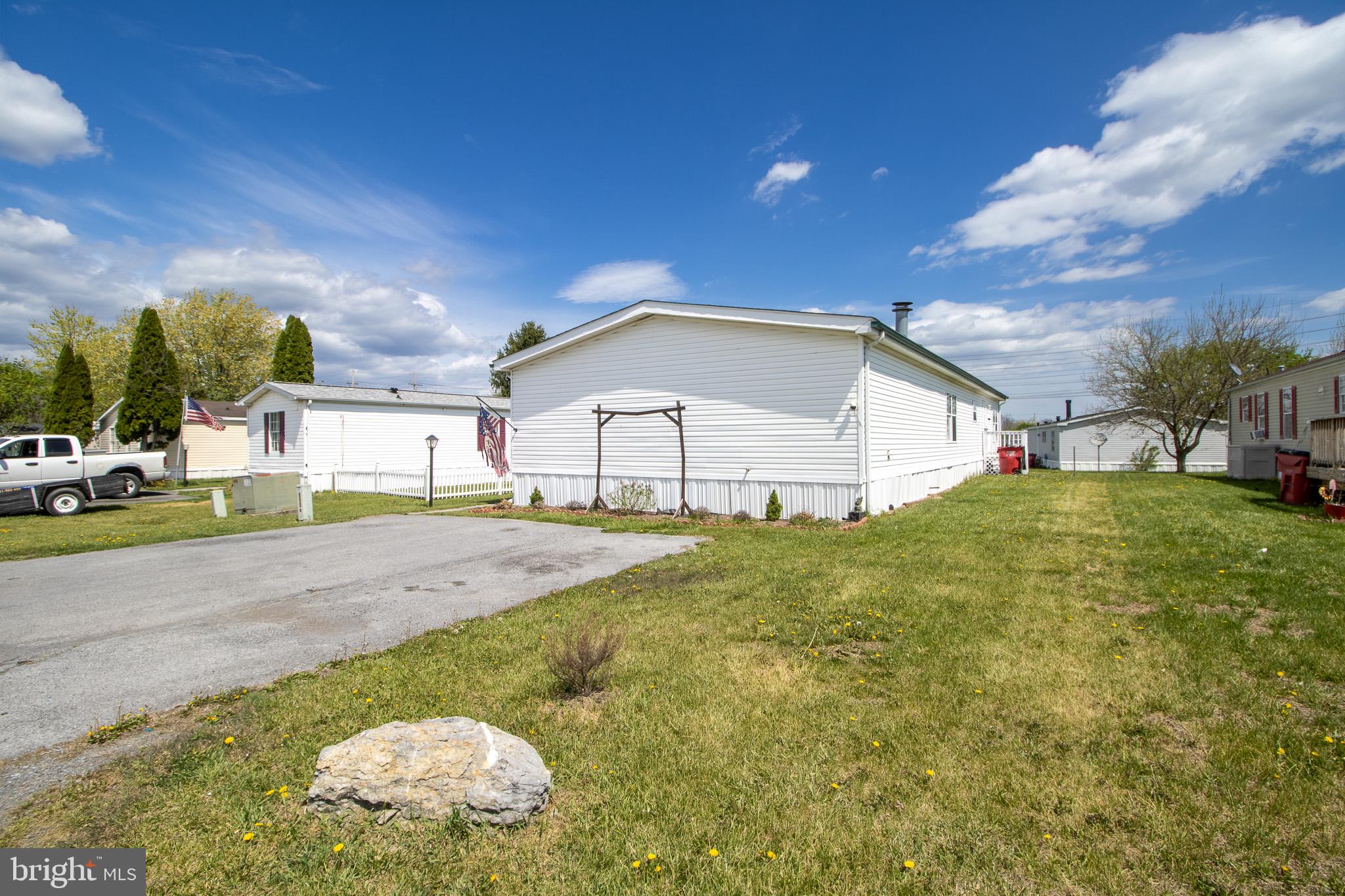 ROYAL CREST ESTATES - Residential