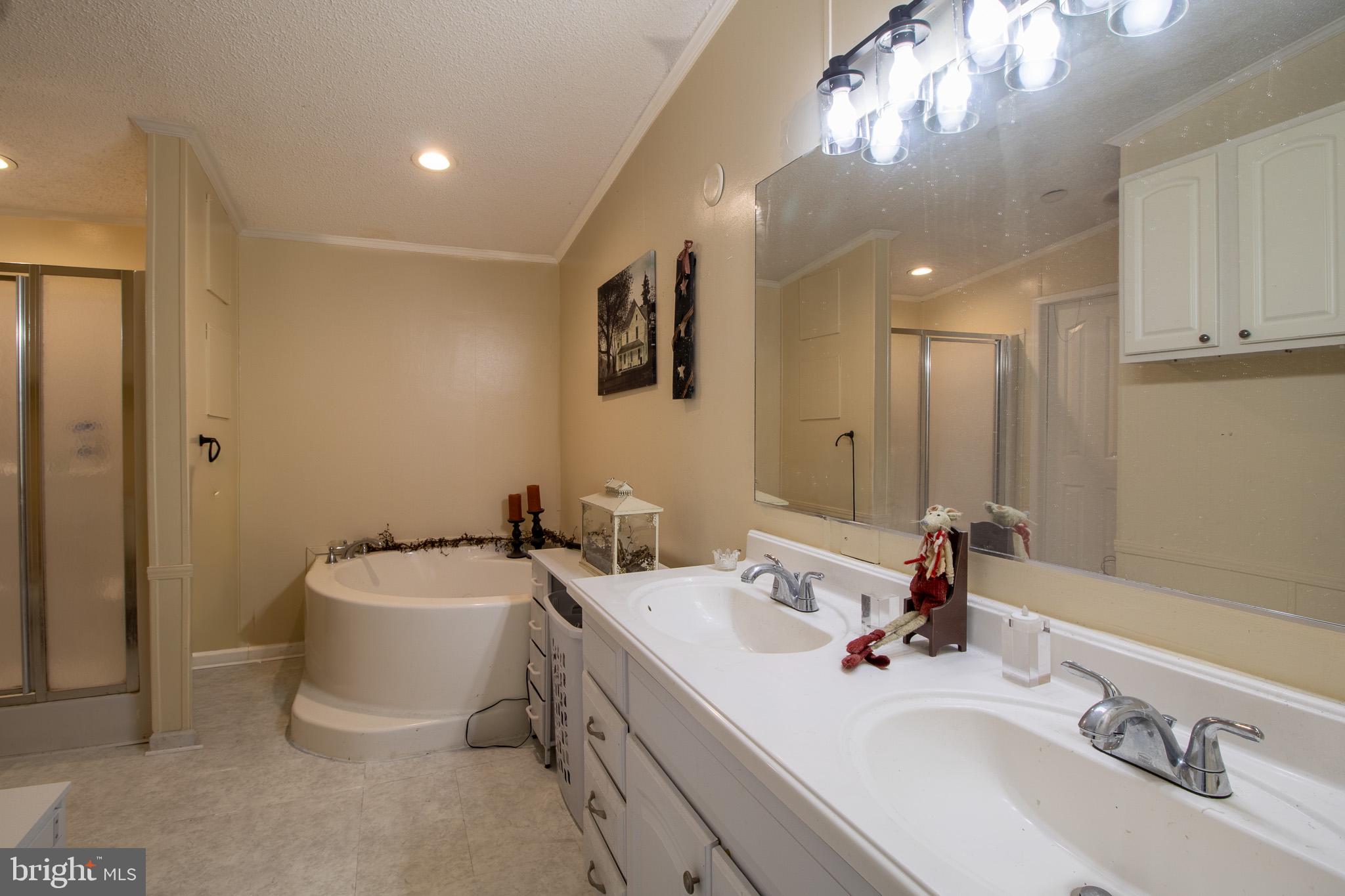 ROYAL CREST ESTATES - Residential