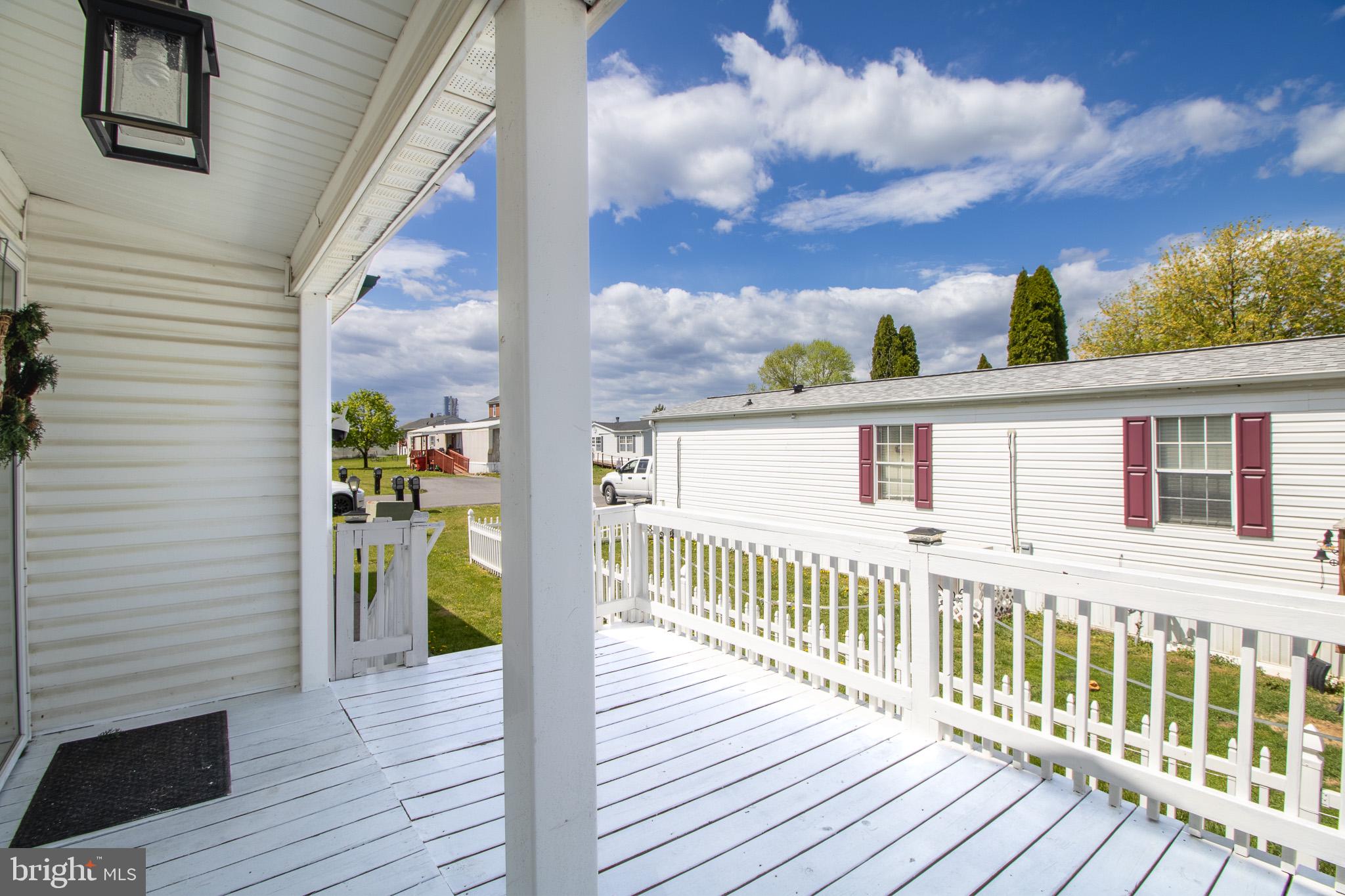 ROYAL CREST ESTATES - Residential