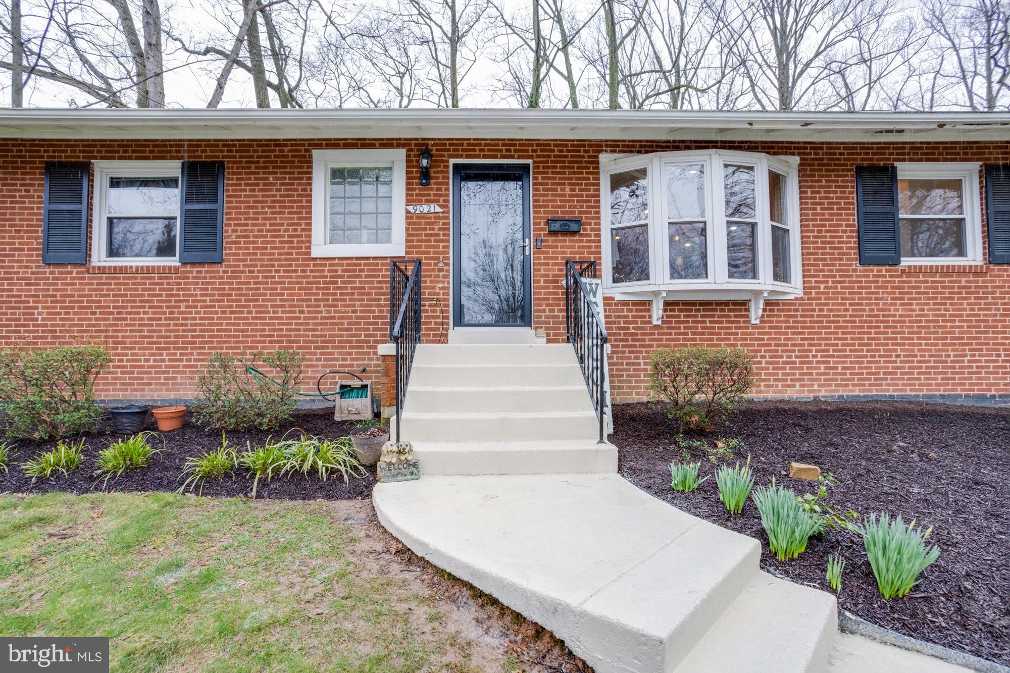 TOWN AND COUNTRY ESTATES - Residential