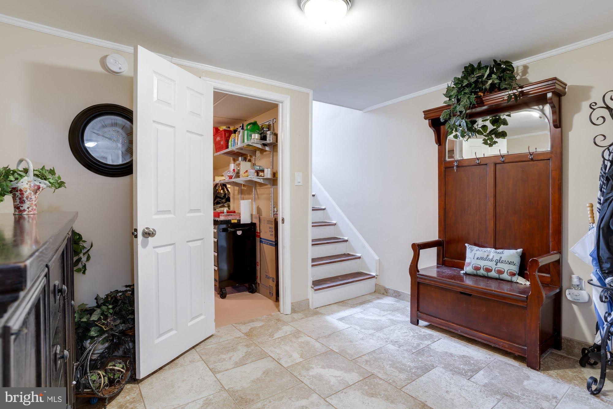 TOWN AND COUNTRY ESTATES - Residential