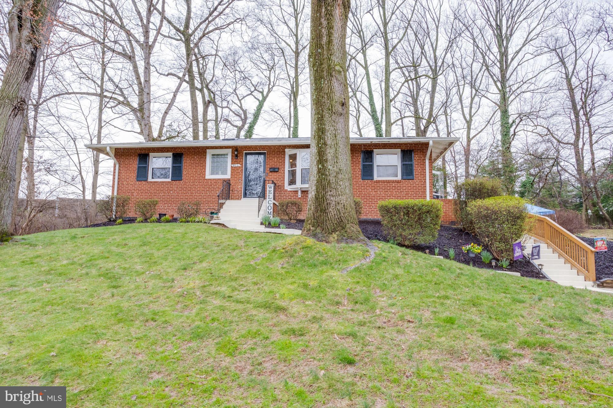 TOWN AND COUNTRY ESTATES - Residential