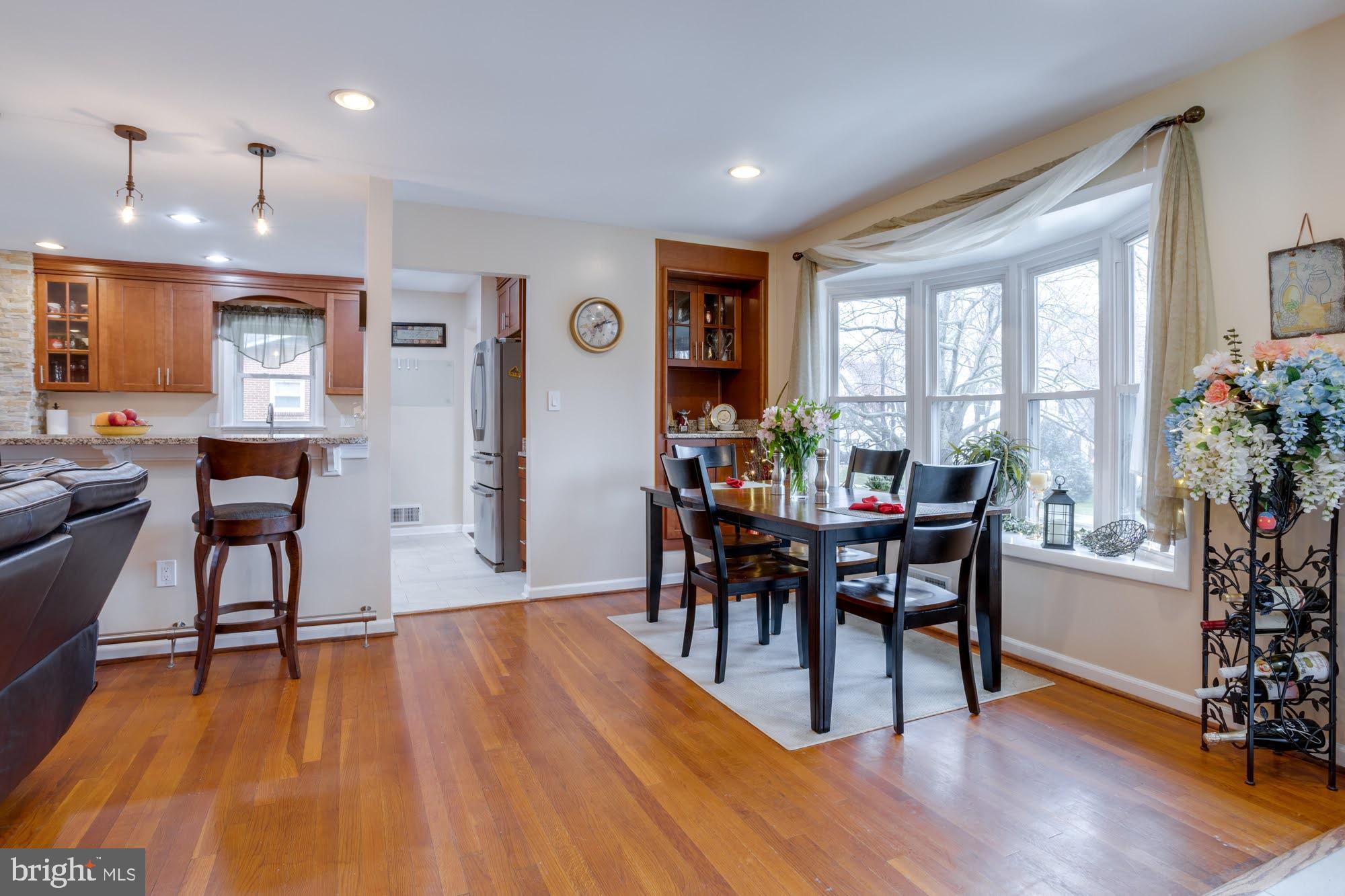 TOWN AND COUNTRY ESTATES - Residential