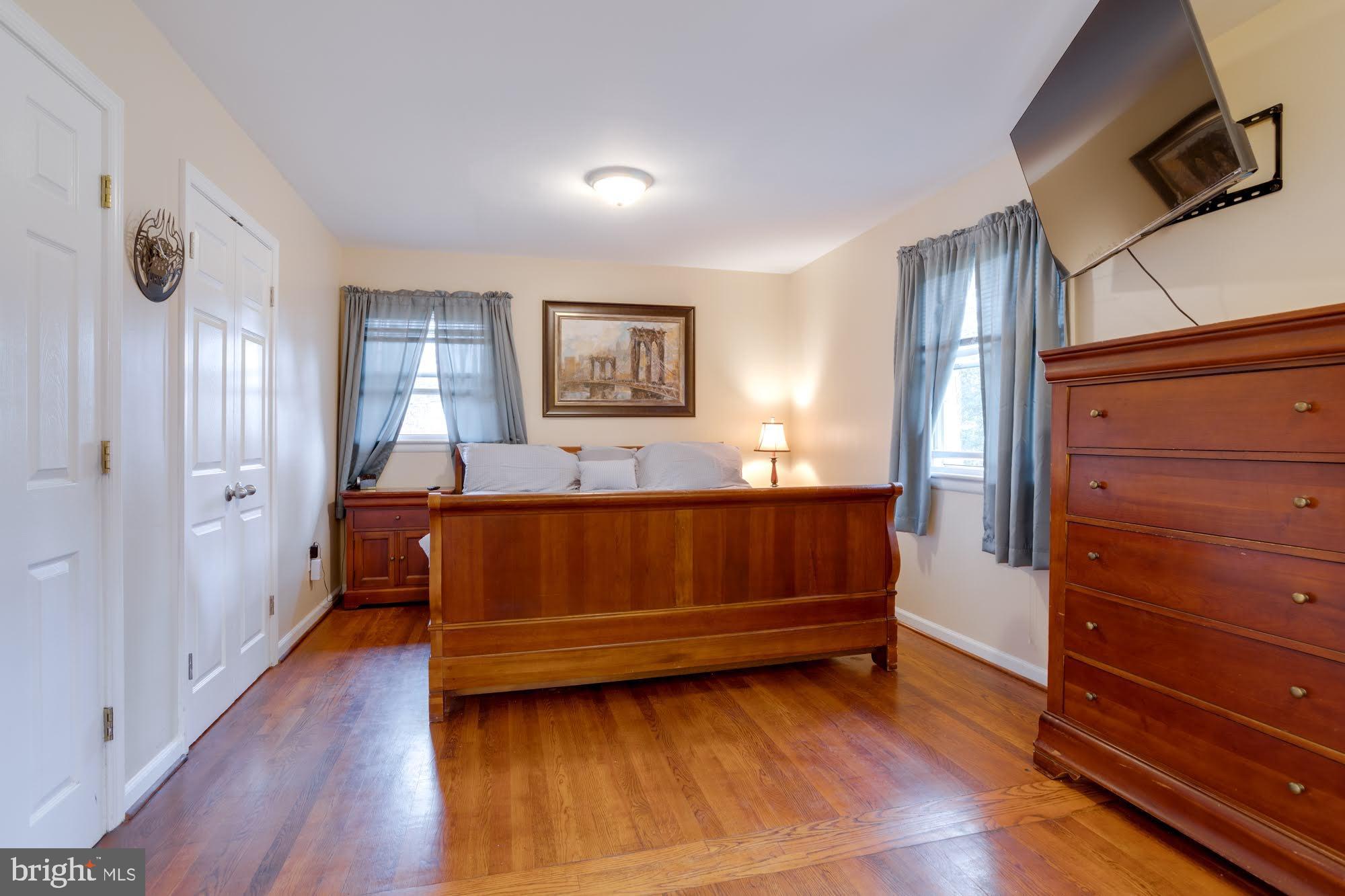 TOWN AND COUNTRY ESTATES - Residential