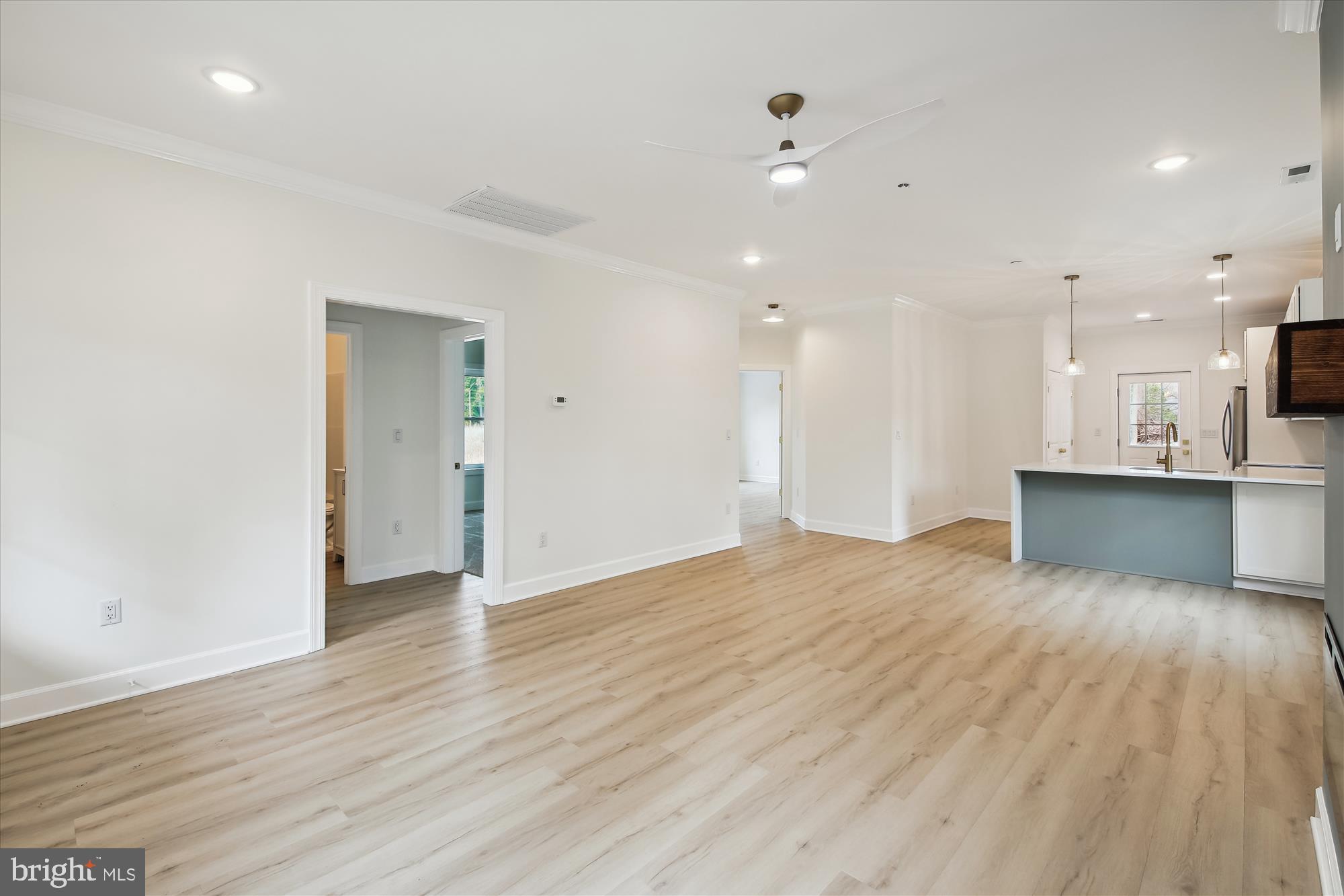 MOUNT VERNON - Residential