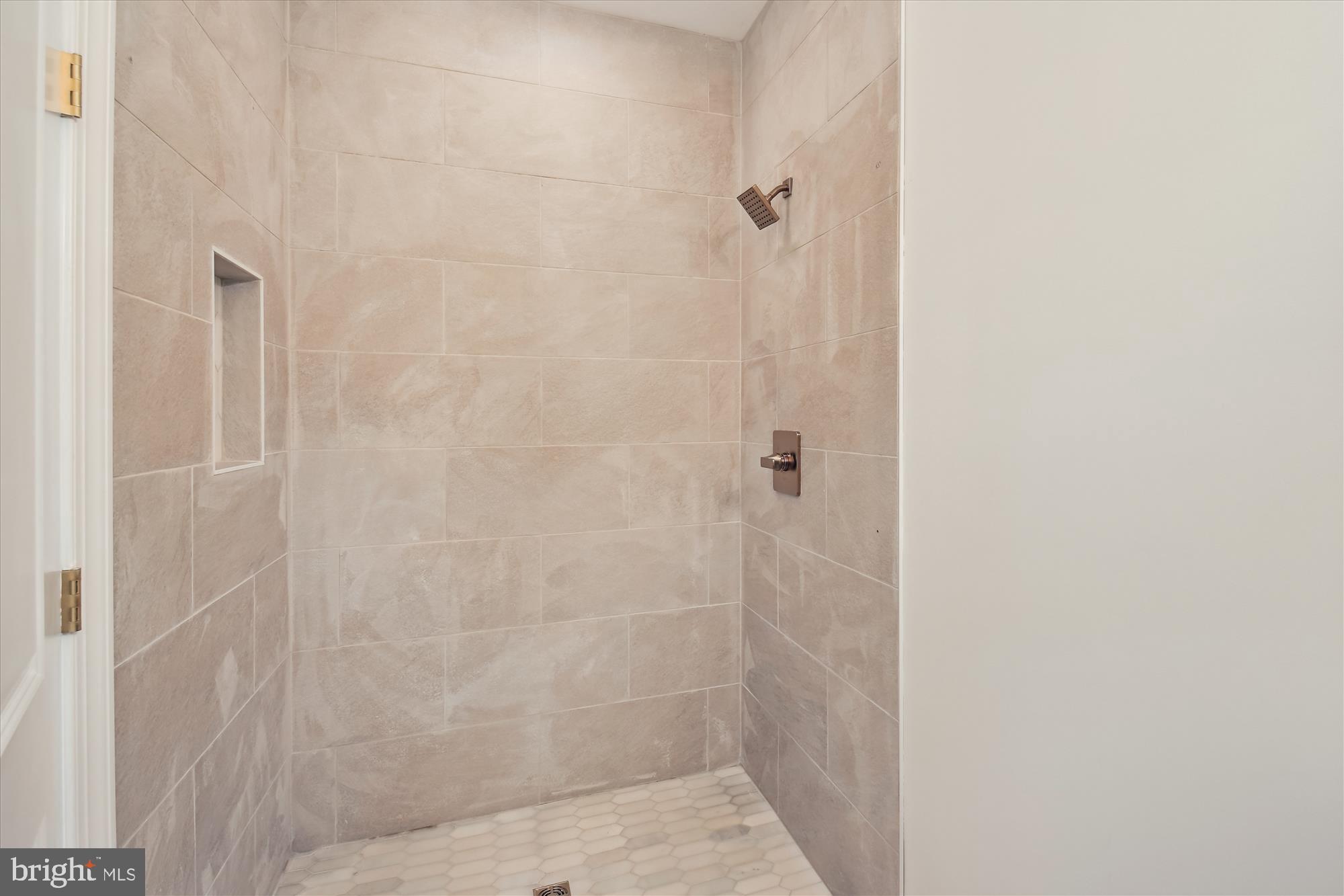 MOUNT VERNON - Residential