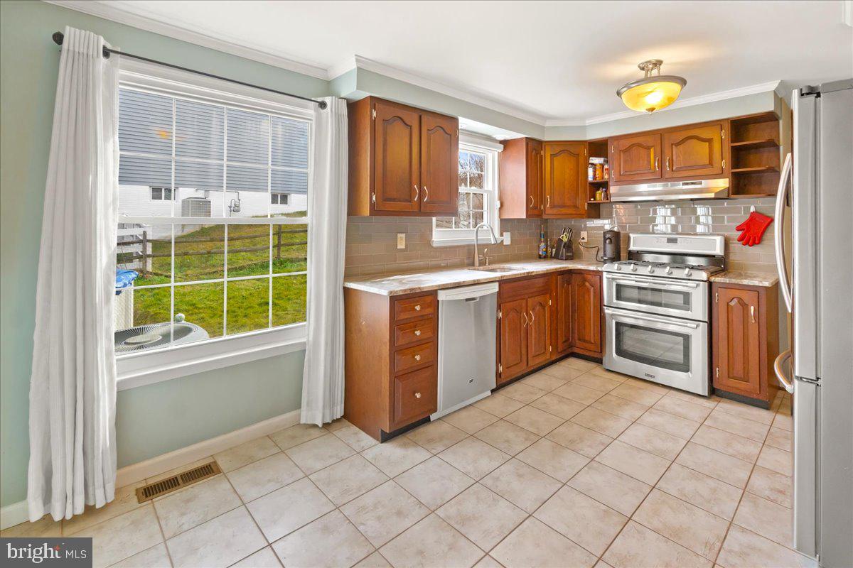 CLEARSPRING MANOR - Residential