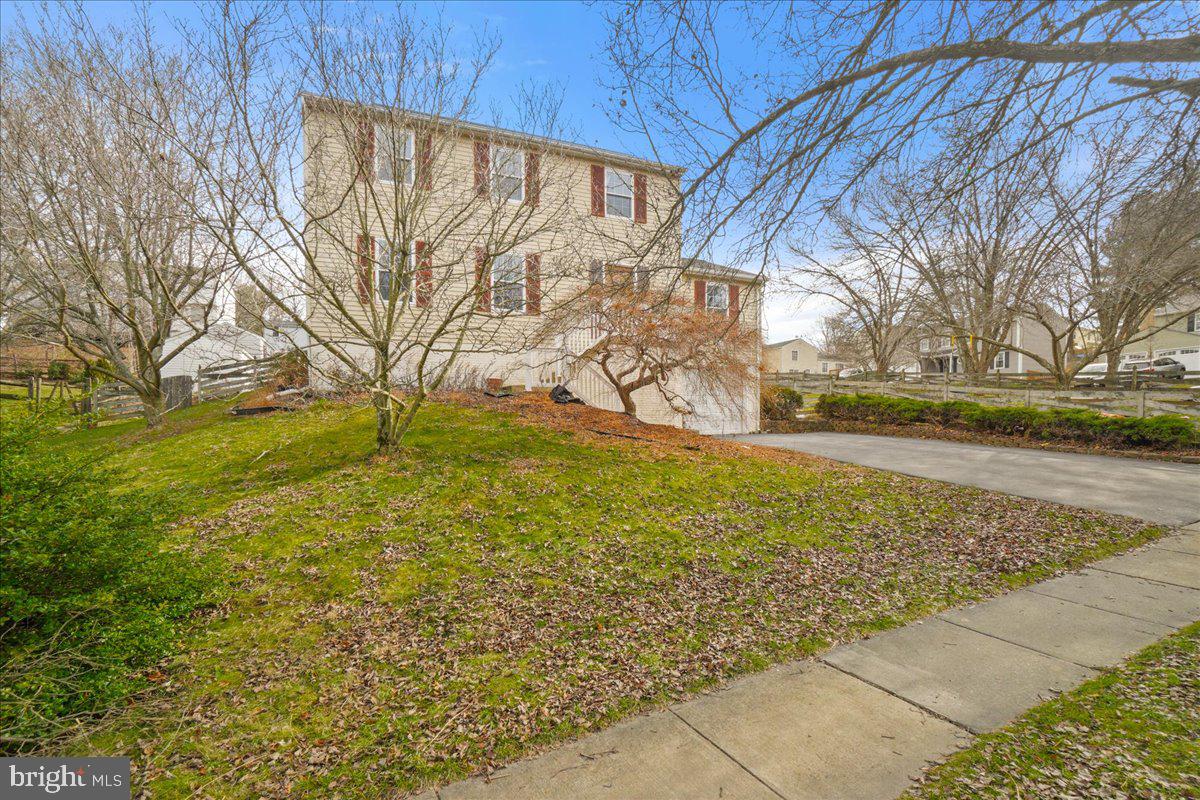 CLEARSPRING MANOR - Residential