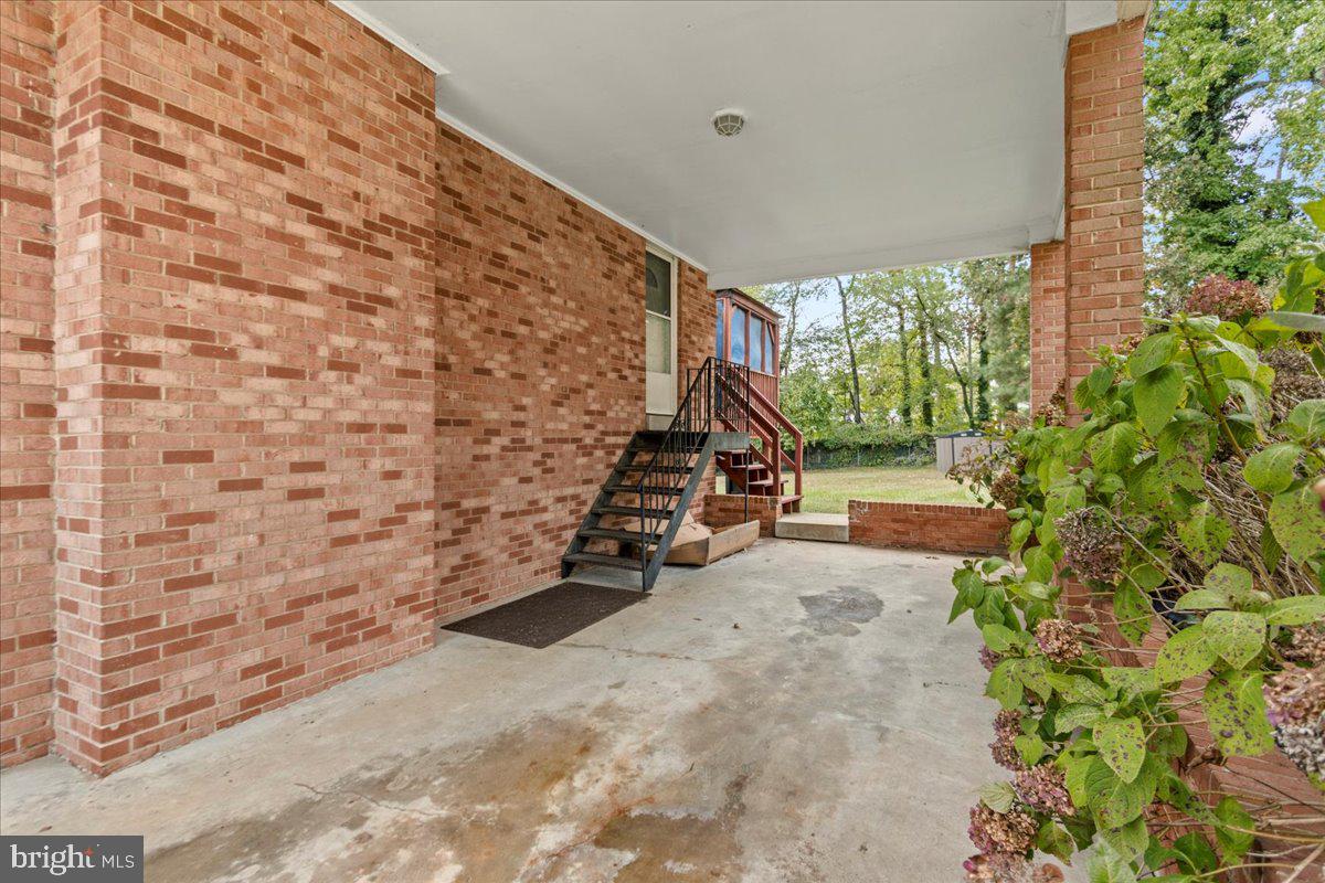 INDIAN QUEEN EAST - Residential Lease