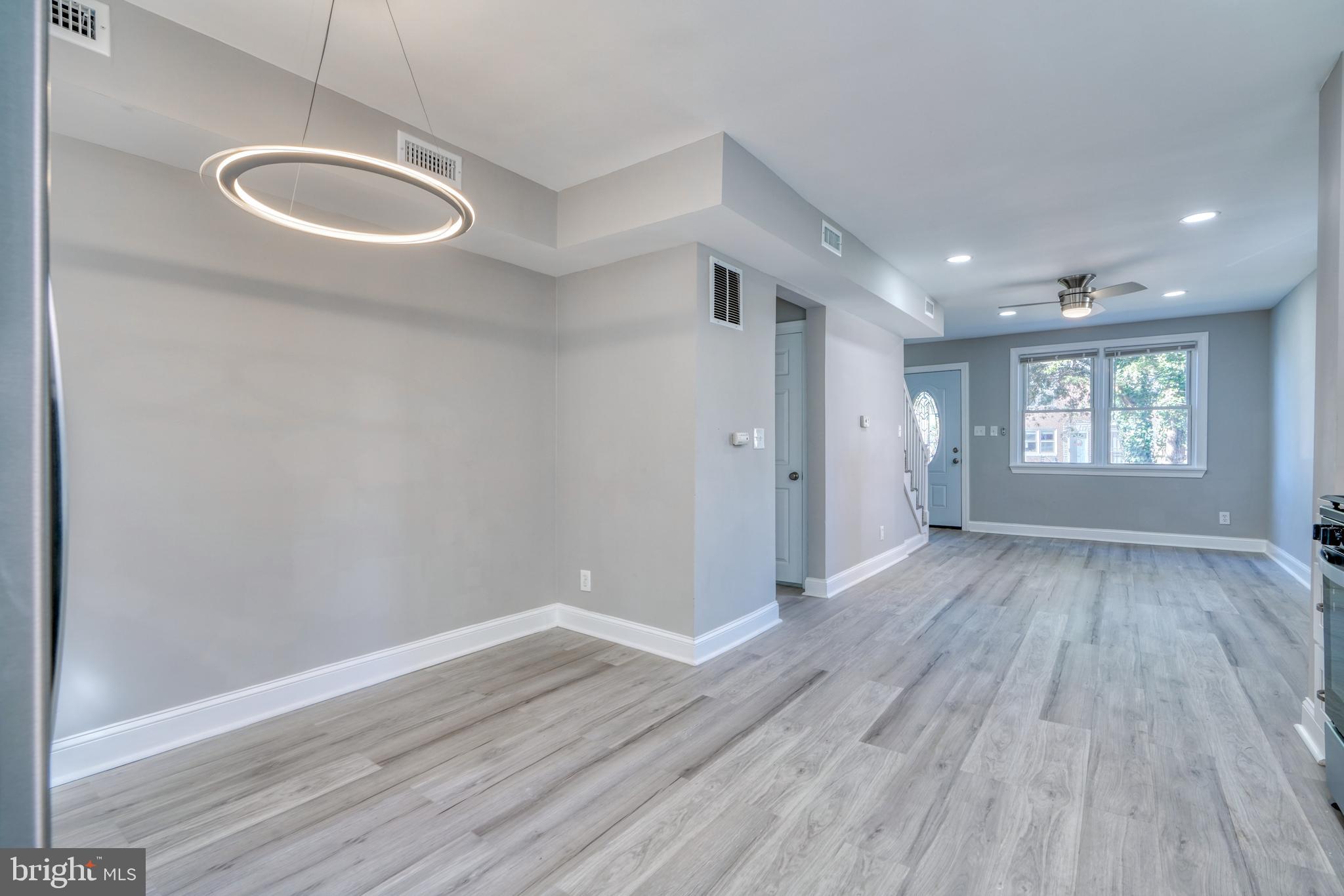 HAMILTON HILLS - Residential