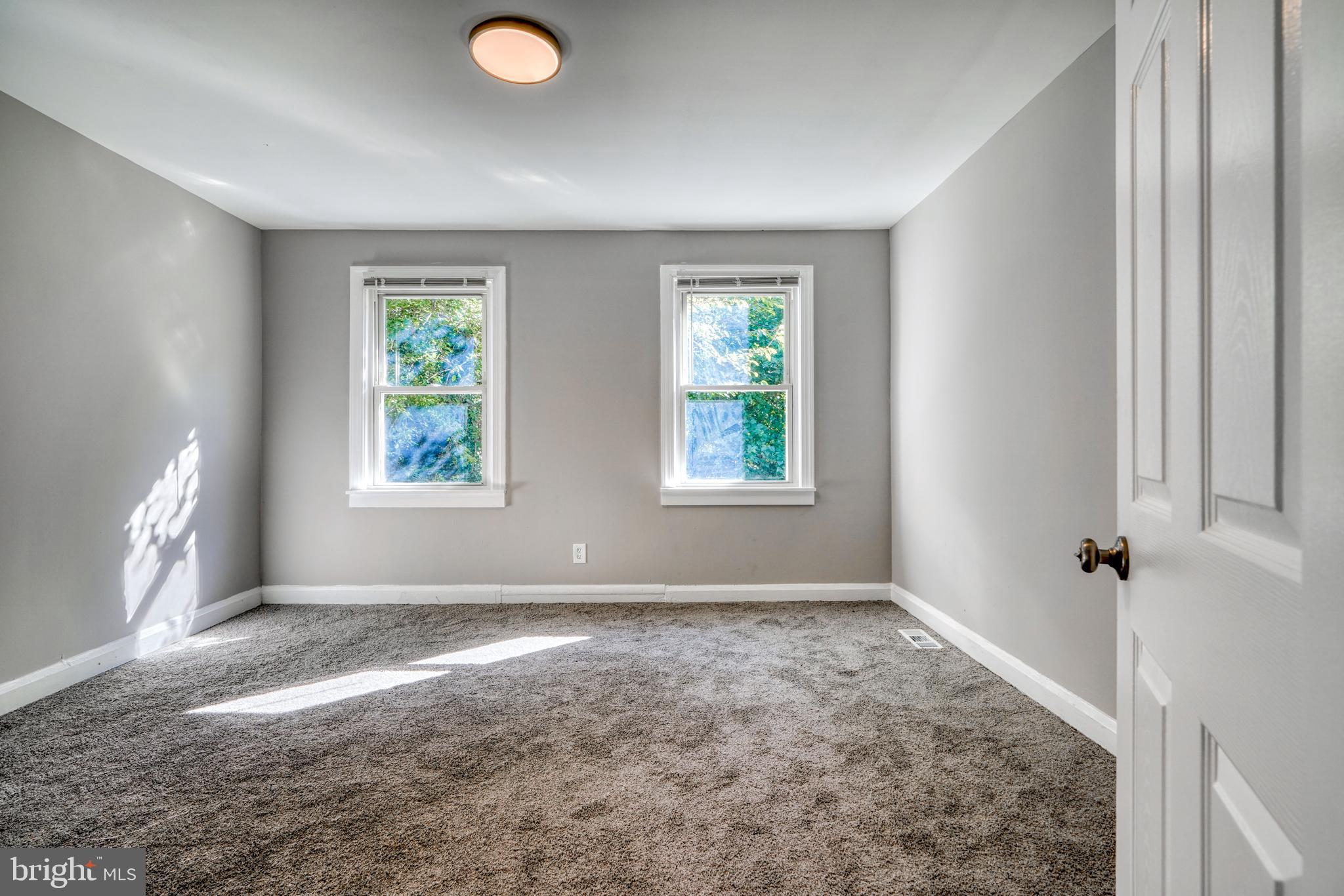 HAMILTON HILLS - Residential